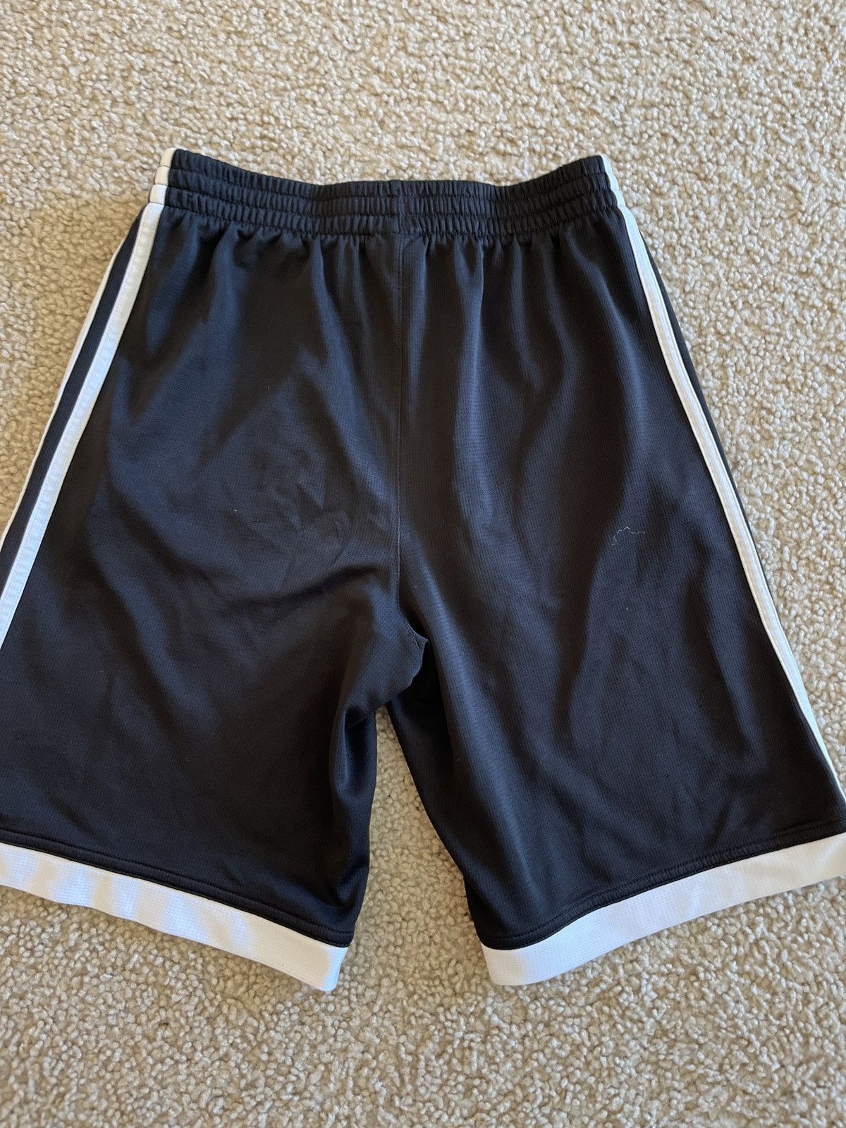 Adidas Adidas Shorts Size US 30 / EU 46 - 2 Thumbnail