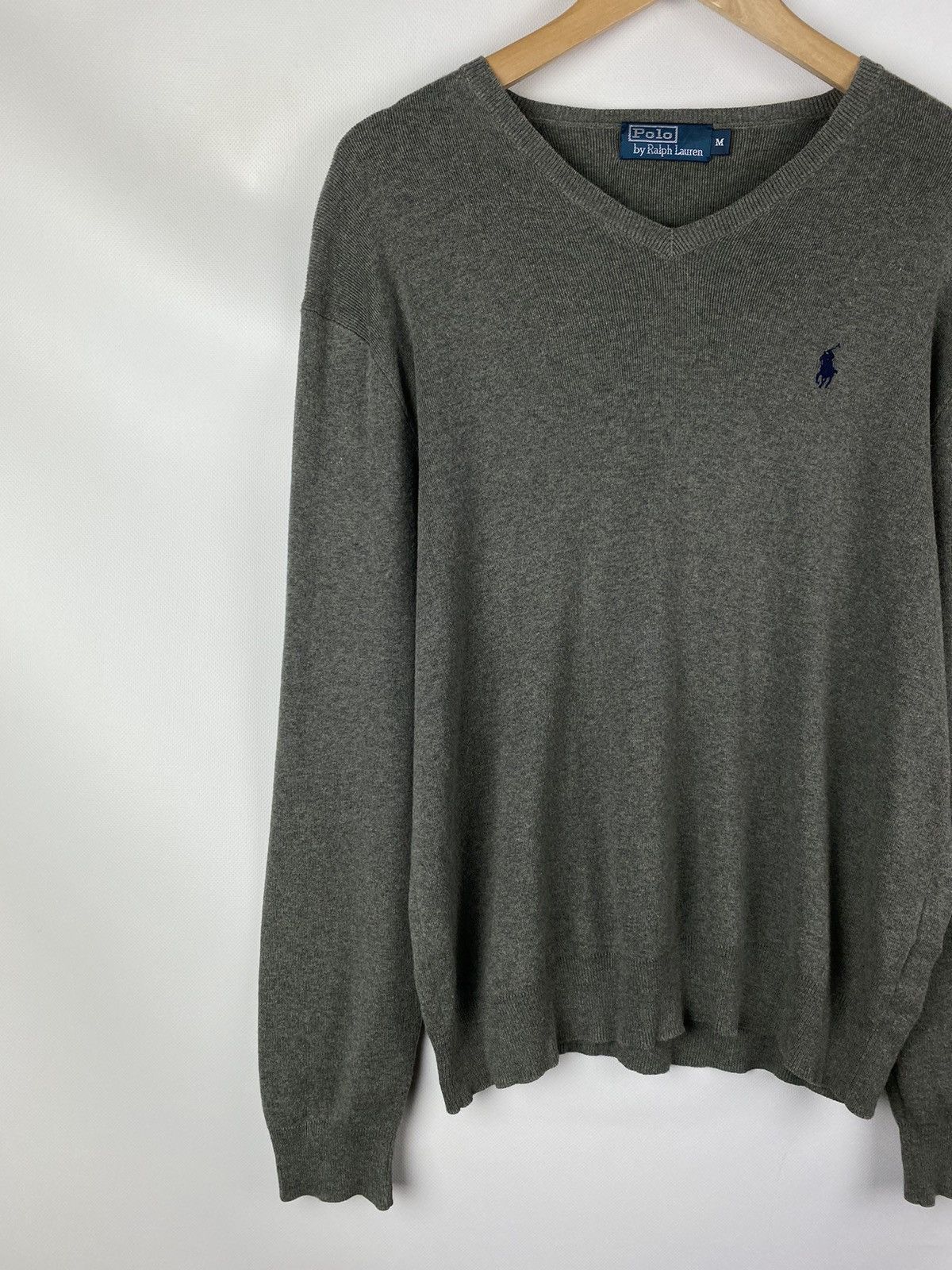 Vintage Polo by Ralph Lauren vintage men’s v-neck sweater pullover Size US M / EU 48-50 / 2 - 2 Thumbnail