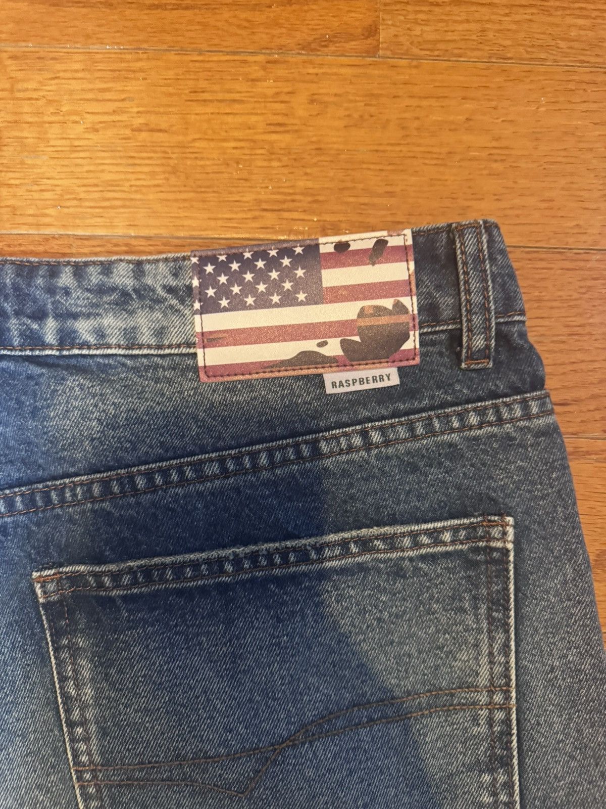The GV Gallery GV GALLERY MILEY CYRUS FLARED DENIM(size 36) Size US 36 / EU 52 - 4 Thumbnail