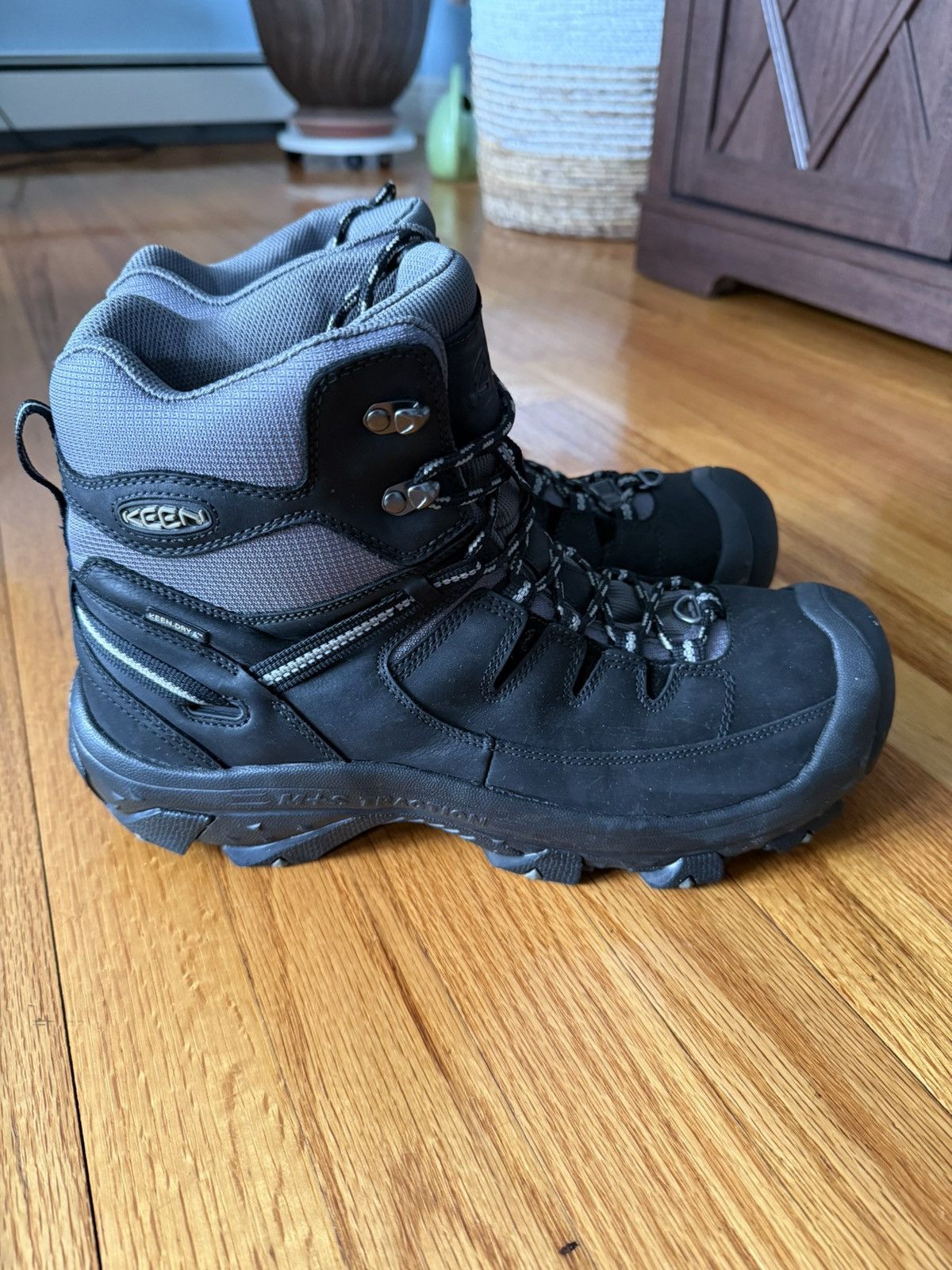 KEEN Keen Black/Gray Boots Size US 11.5 / EU 44-45 - 2 Thumbnail