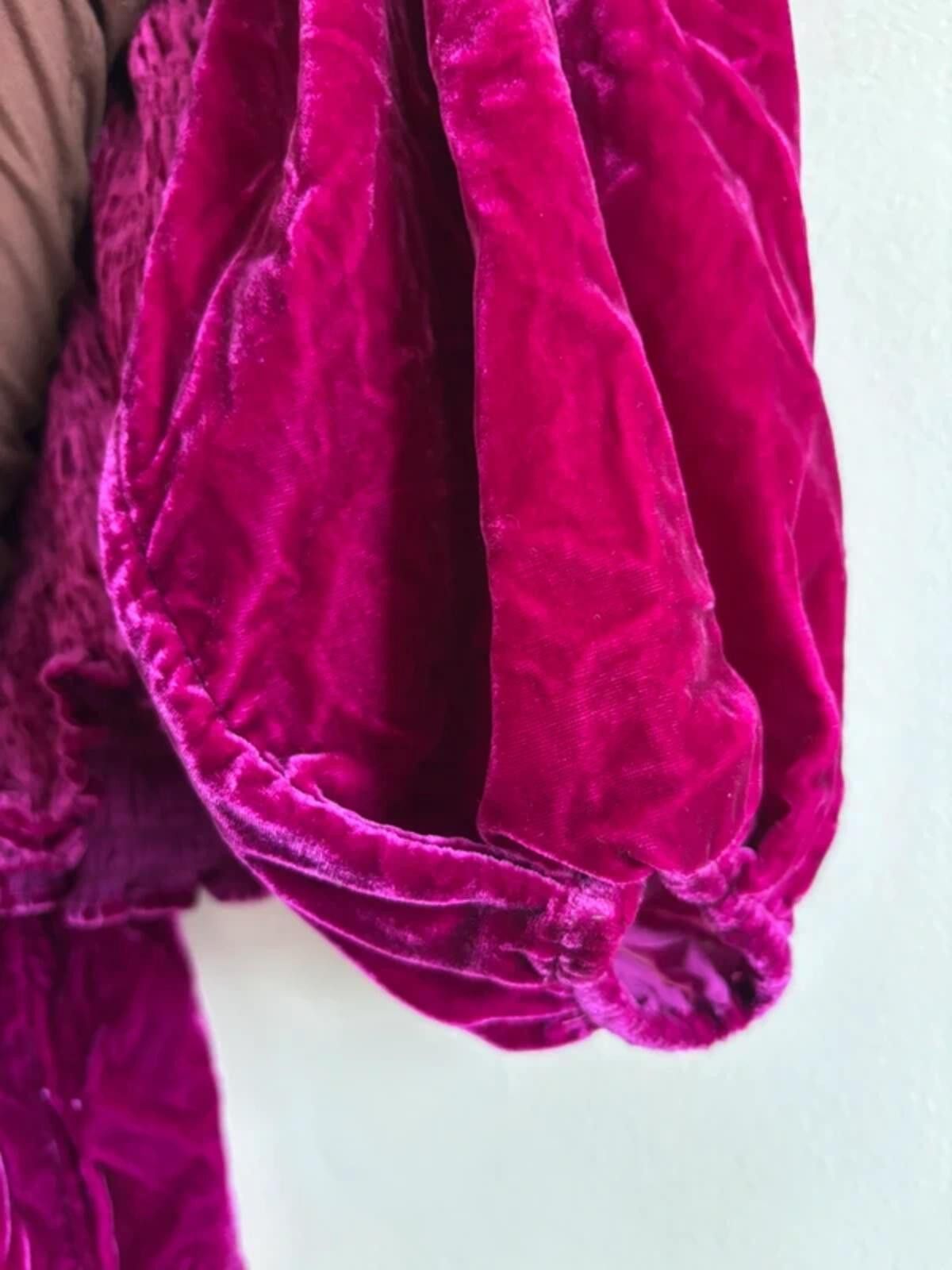 Other Anthropologie Fuschia Crushed Velvet Smocked Top size XL Size L / US 10 / IT 46 - 4 Thumbnail