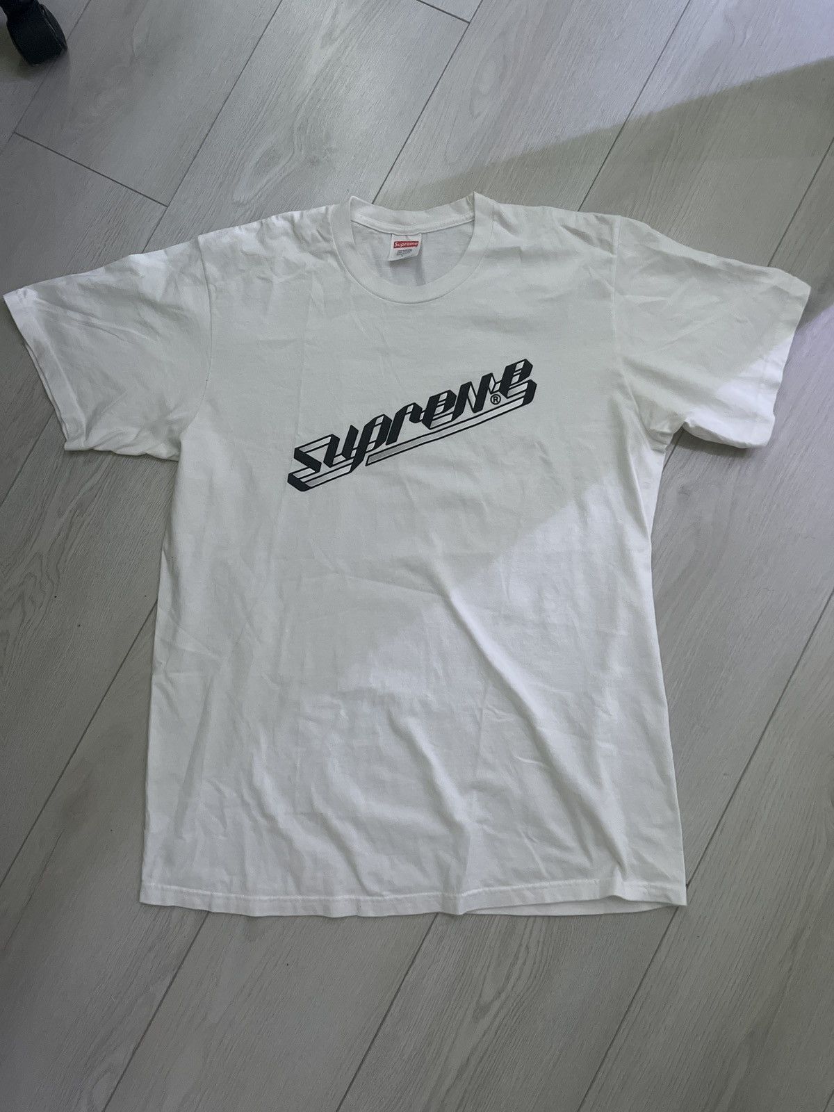 Supreme Supreme Banner Tee (FW23) White Size US L / EU 52-54 / 3 - 1 Thumbnail