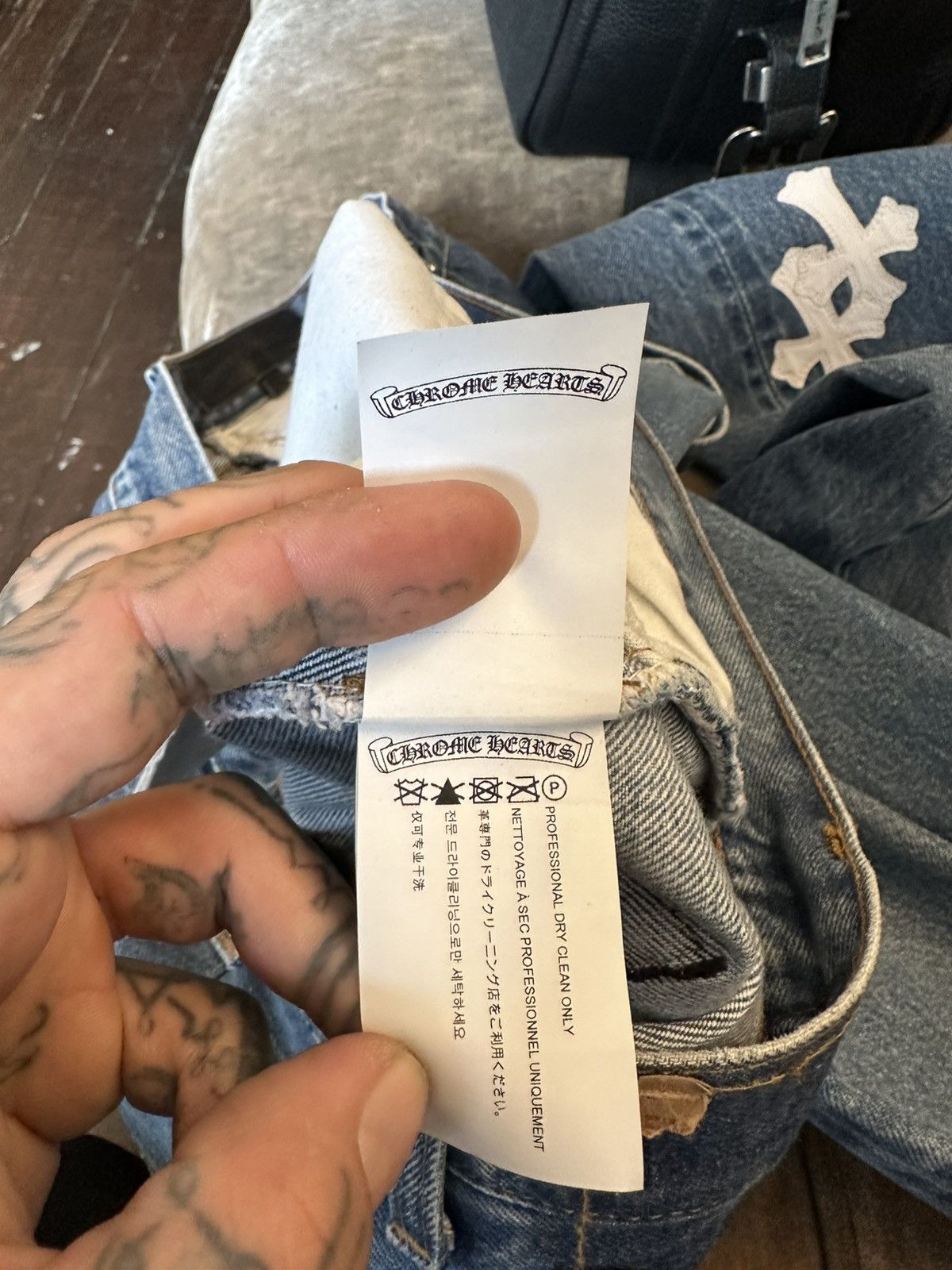 Chrome Hearts Chrome Hearts RARE white cross patch levi jeans 38 40 Size US 36 / EU 52 - 10 Thumbnail