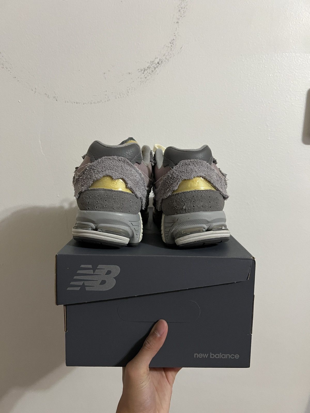New Balance New Balance 2002 Lunar New Year Size US 8 / EU 41 - 3 Thumbnail