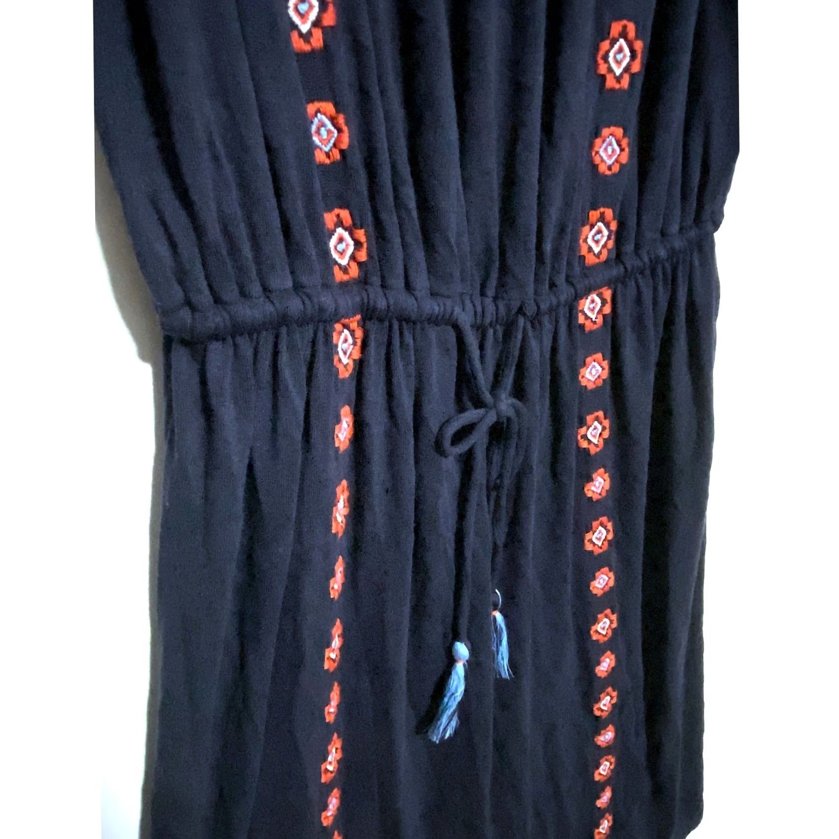 Loft Loft Off Shoulder Embroidered Navy Dress S Tassel Boho Peasant Cinched Tie Waist Dress Women S Navy Geometric Embroidery Bohemian 90s Inspired Size S / US 4 / IT 40 - 3 Thumbnail