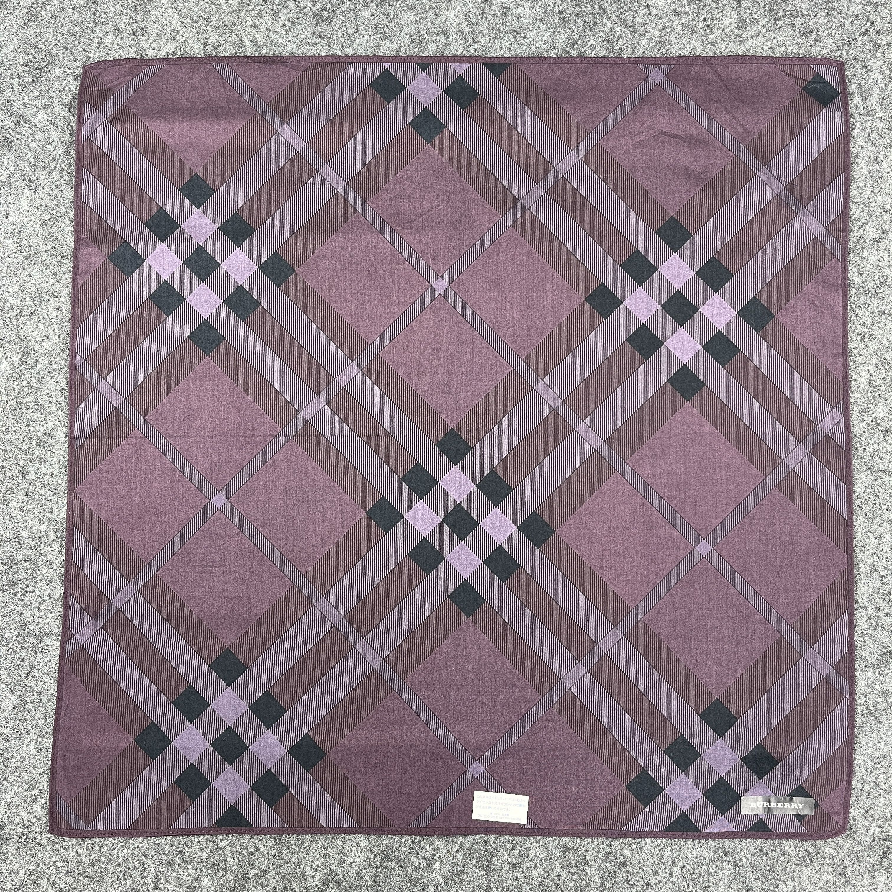 Burberry Burberry Handkerchief / Bandana / Neckerchief B338 Size ONE SIZE - 2 Thumbnail