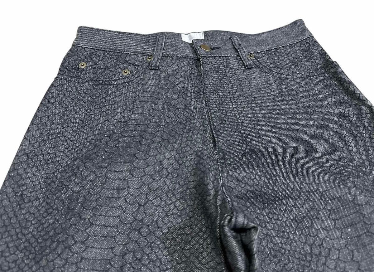 If Six Was Nine × Japanese Brand × Le Grande Bleu (L.G.B.) 🔥Y2K Japanese Flared Denim Snakeskin Embroidered Reptile Size US 30 / EU 46 - 1 Thumbnail