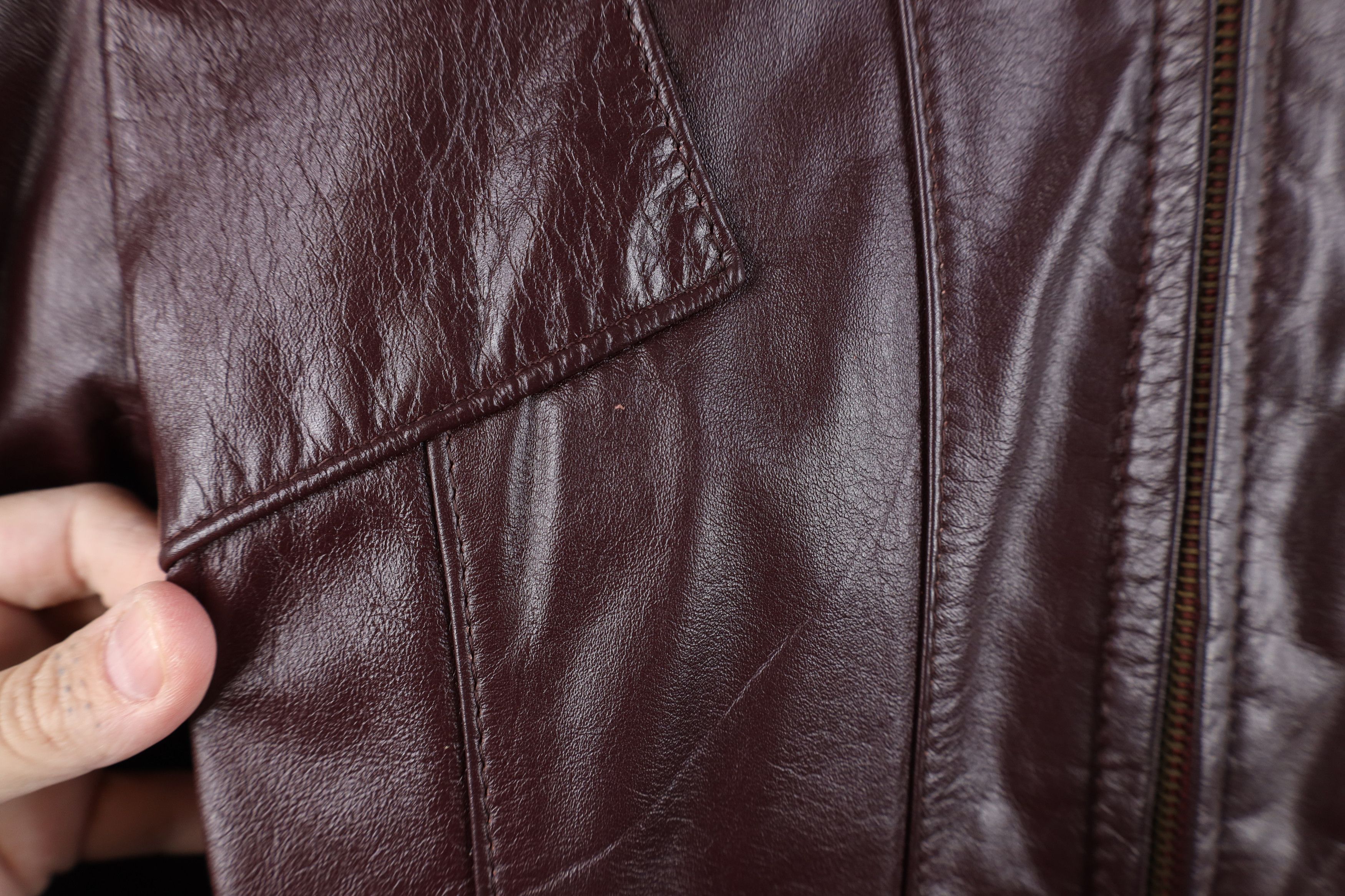 Vintage Vintage 70s Streetwear Buckle Back Leather Jacket Oxblood Size L / US 10 / IT 46 - 4 Thumbnail