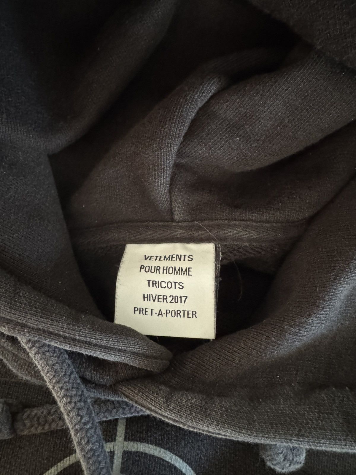 Vetements ELEVEN INCH GUN CLUB HOODIE SSENSE EXCLUSIVE Size US M / EU 48-50 / 2 - 7 Thumbnail