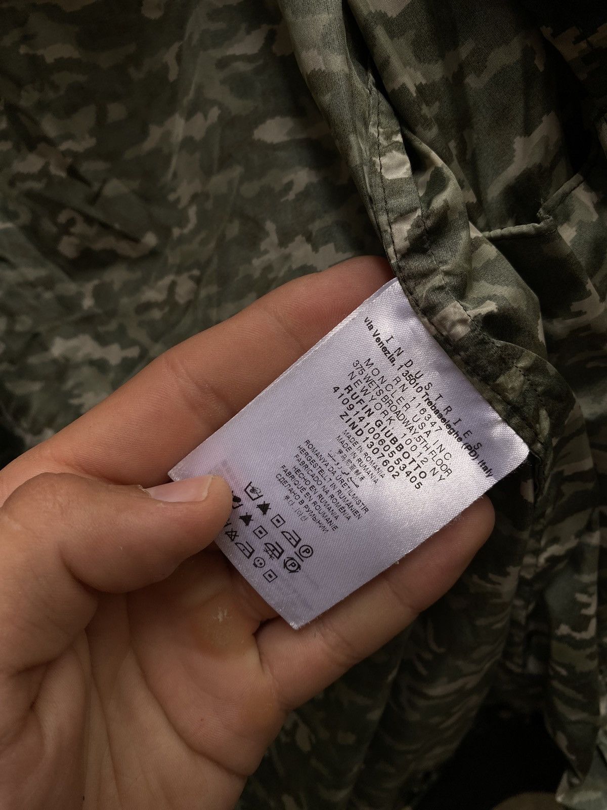 Moncler Moncler Light Camo Jacket Size US XL / EU 56 / 4 - 5 Thumbnail