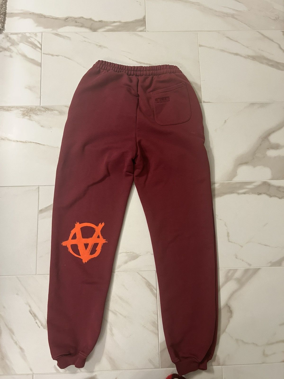 Vetements Vetements anarchy logo sweatpants joggers size xs Size US 33 - 7 Thumbnail