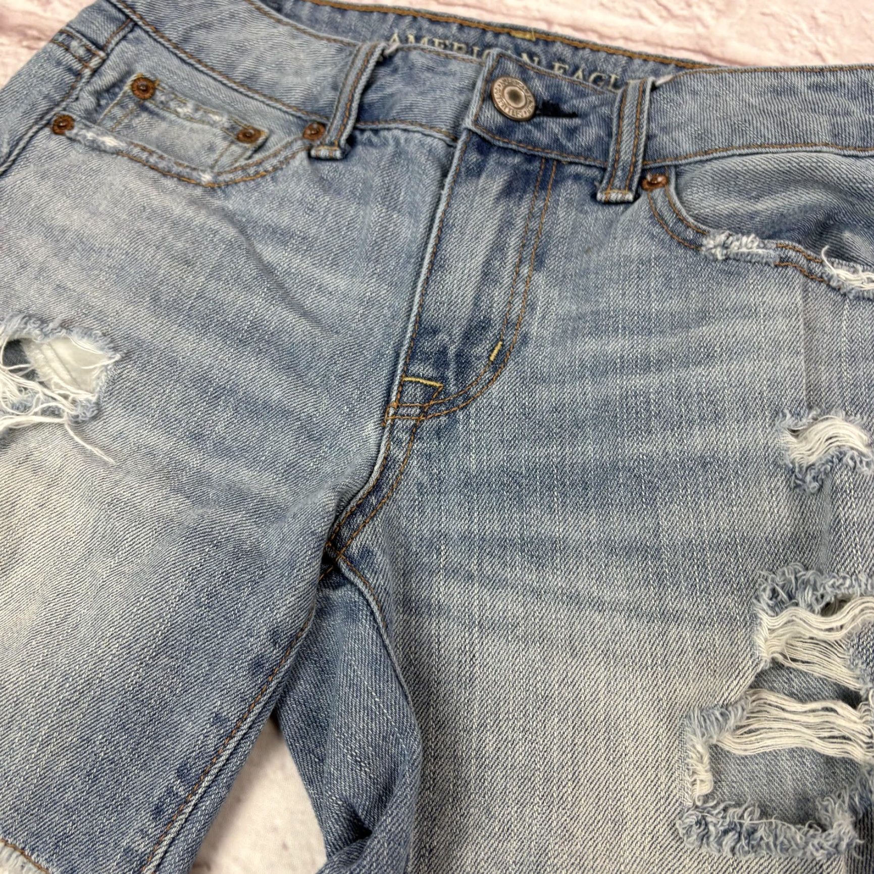 American Eagle Outfitters American Eagle Outfitters Shorts Womens 00 Blue Boy Midi Distressed Denim Cutoff Size 24" / US 00 / IT 34 - 2 Thumbnail