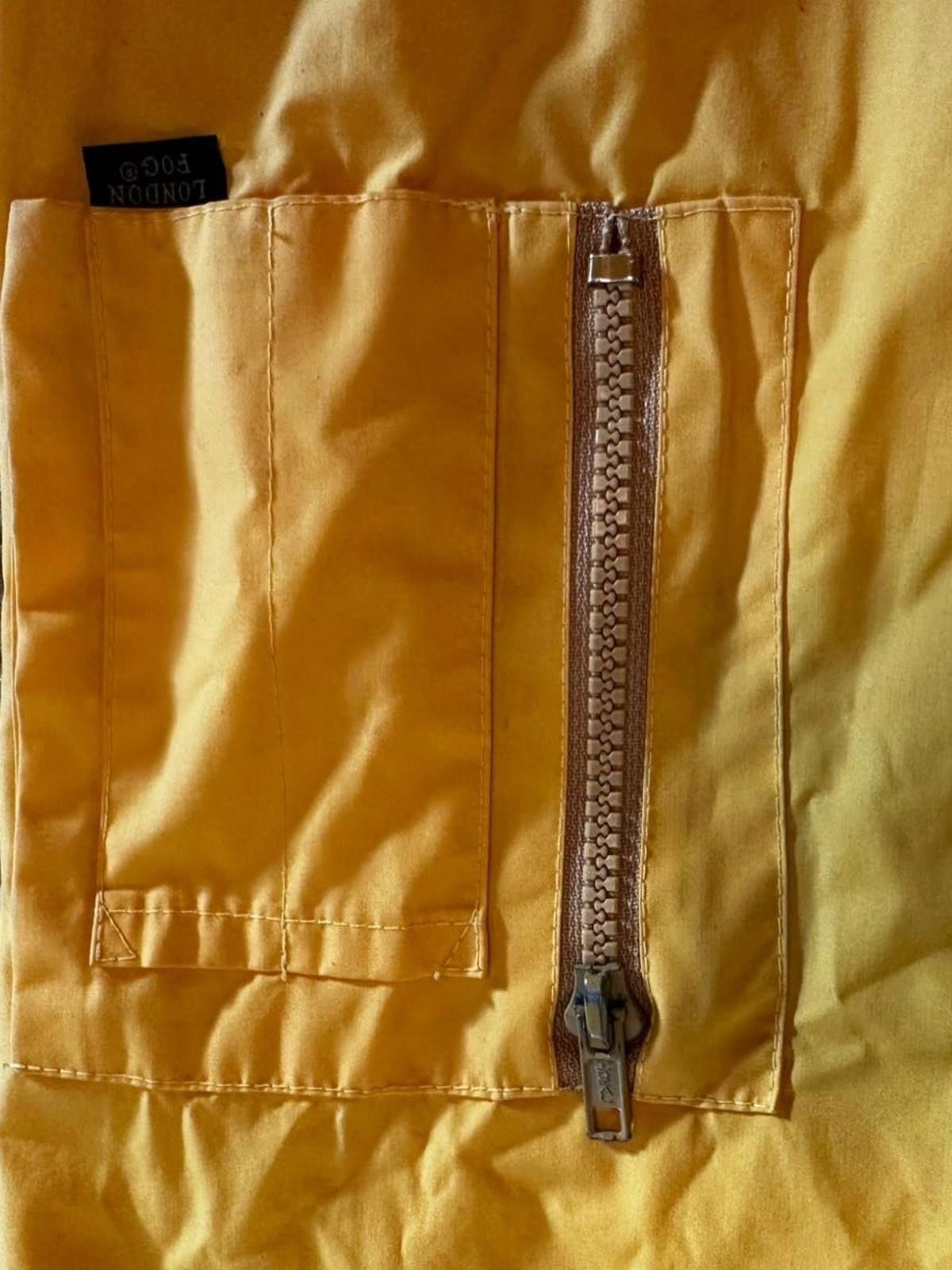 London Fog Vintage London Fog Yellow Hooded Jacket Men’s L Size US L / EU 52-54 / 3 - 5 Thumbnail