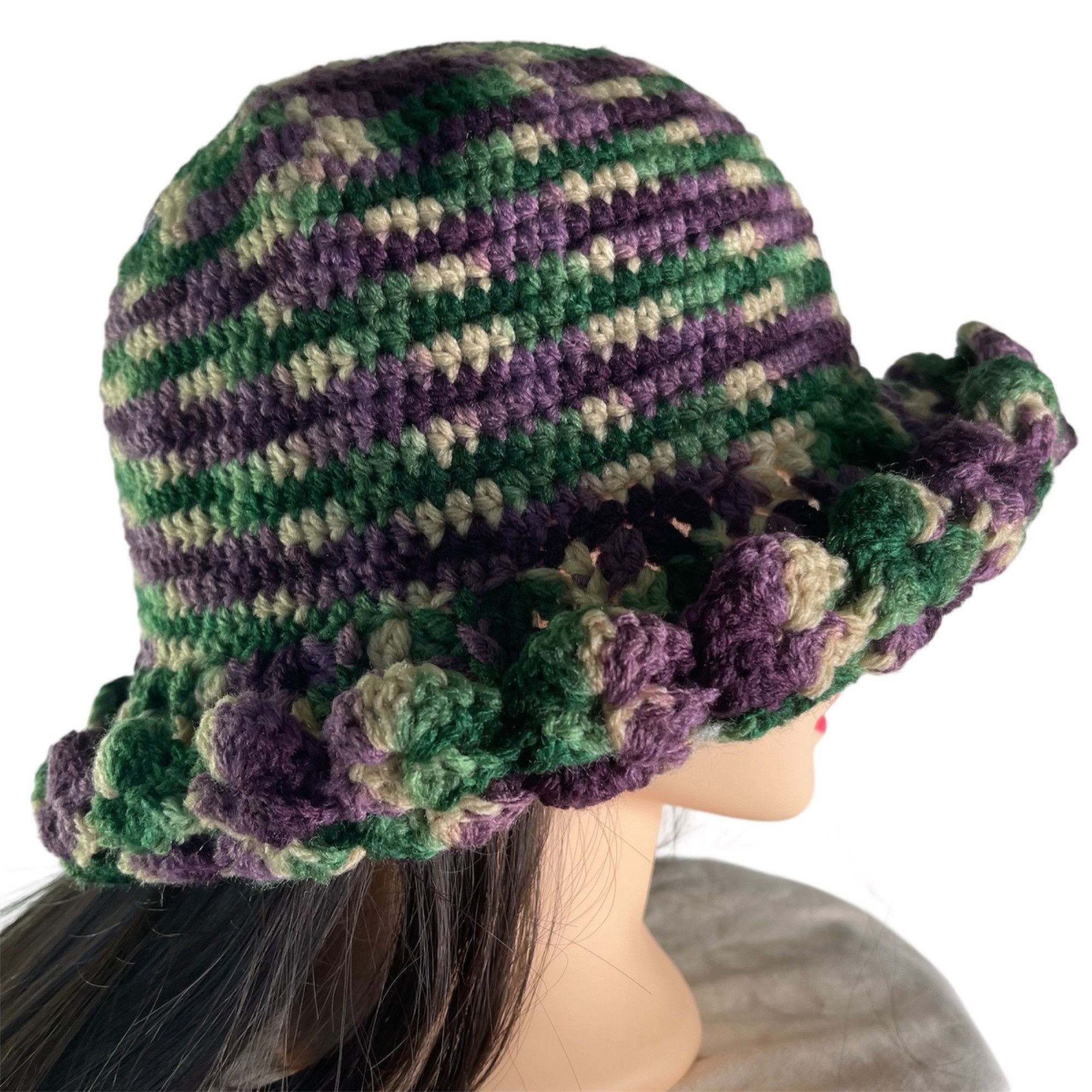 Handmade Crochet Bucket Hat Retro Cloche Style Purple Green Beige Han Size ONE SIZE - 1 Thumbnail