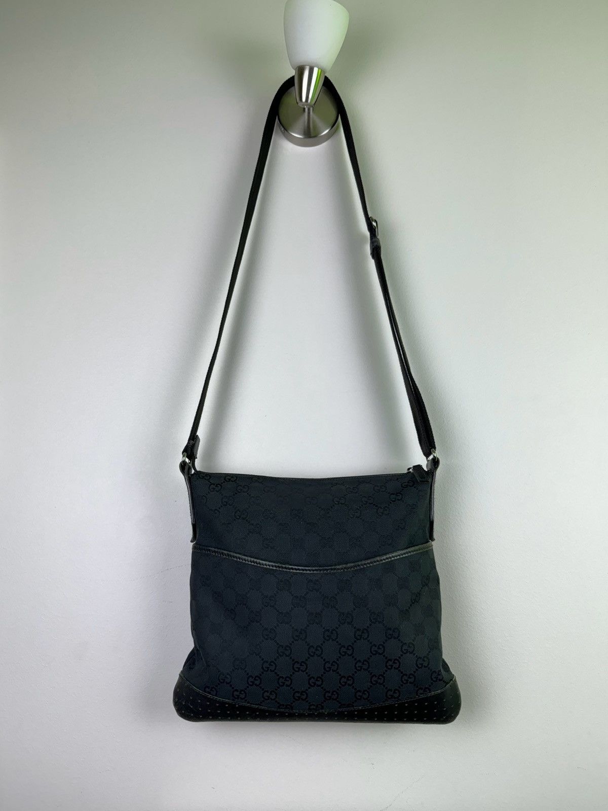 Gucci Luxury shoulder messenger bag Gucci GG original item Size ONE SIZE - 1 Thumbnail