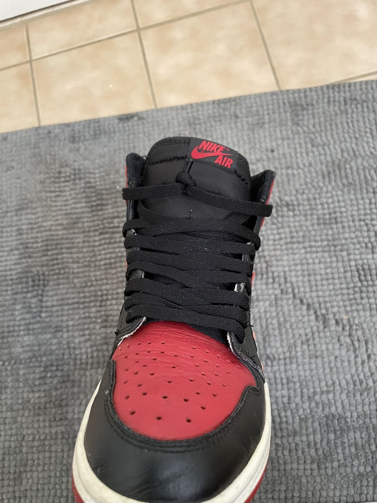 Nike Nike Air Jordan Bred 1 Size US 8 / EU 41 - 11 Thumbnail