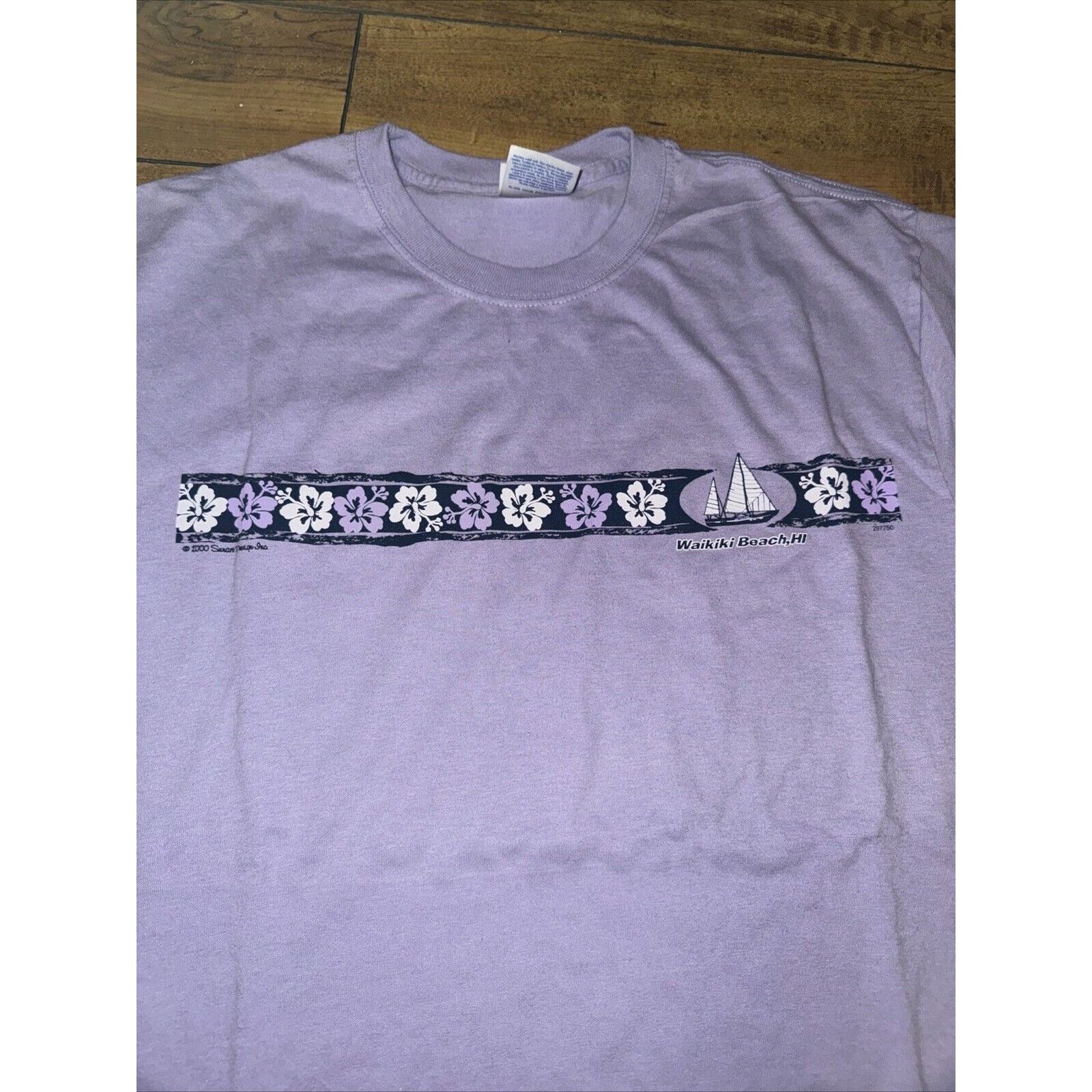 Vintage Vintage Y2K Hawaii T-Shirt Lavender Medium 19x26 Waikiki Size US M / EU 48-50 / 2 - 2 Thumbnail