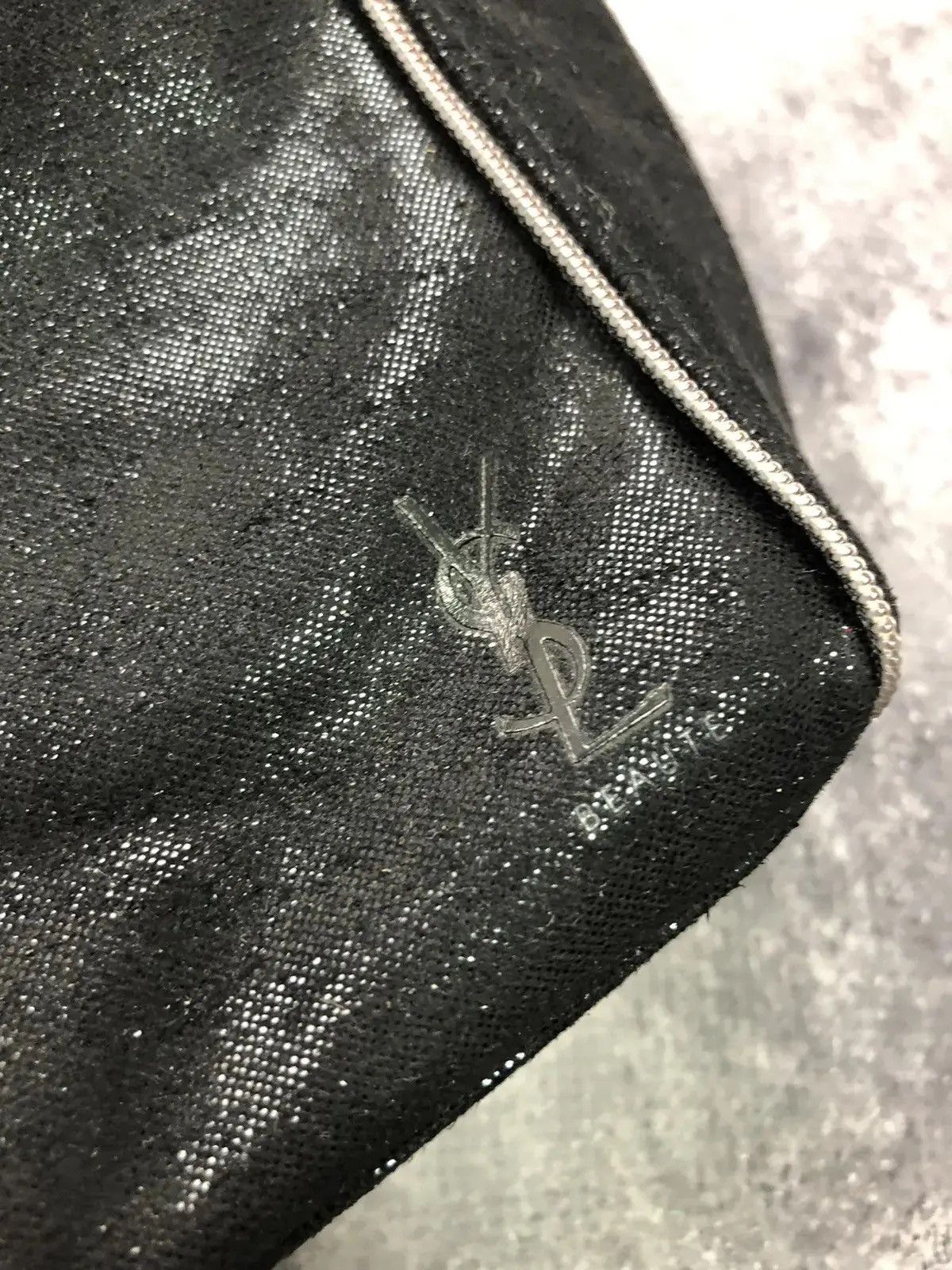 Yves Saint Laurent YVES SAINT LAURENT Vintage Cosmetic Bag Mini Logo Luxury Size ONE SIZE - 6 Thumbnail