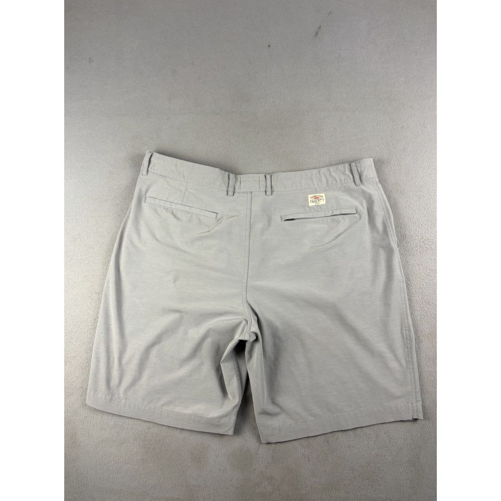 Faherty Faherty All Day Shorts Mens 40 Gray Casual Outdoor Cotton Blend Stone Chino Lightweight Pockets Stretch Regular Size US 40 / EU 56 - 6 Thumbnail