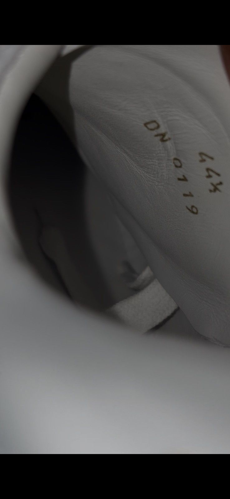 Givenchy Givenchy Urban Street Low Perforated Knot Sneakers – White Size US 11.5 / EU 44-45 - 6 Thumbnail
