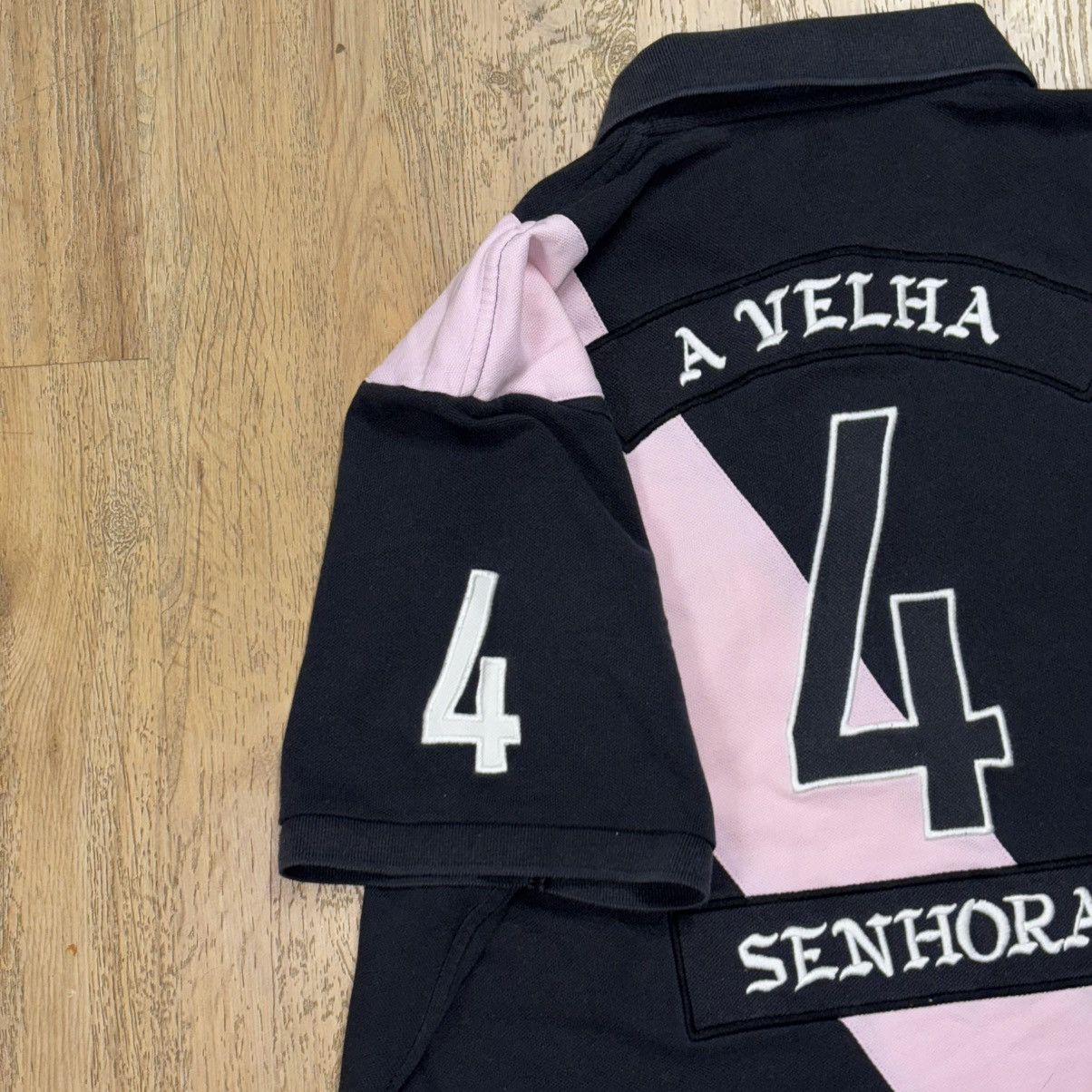 Nike Nike Polo XL "A Velha Senhora" 💗 extrem selten | Y2K Vintage Size US XL / EU 56 / 4 - 6 Thumbnail