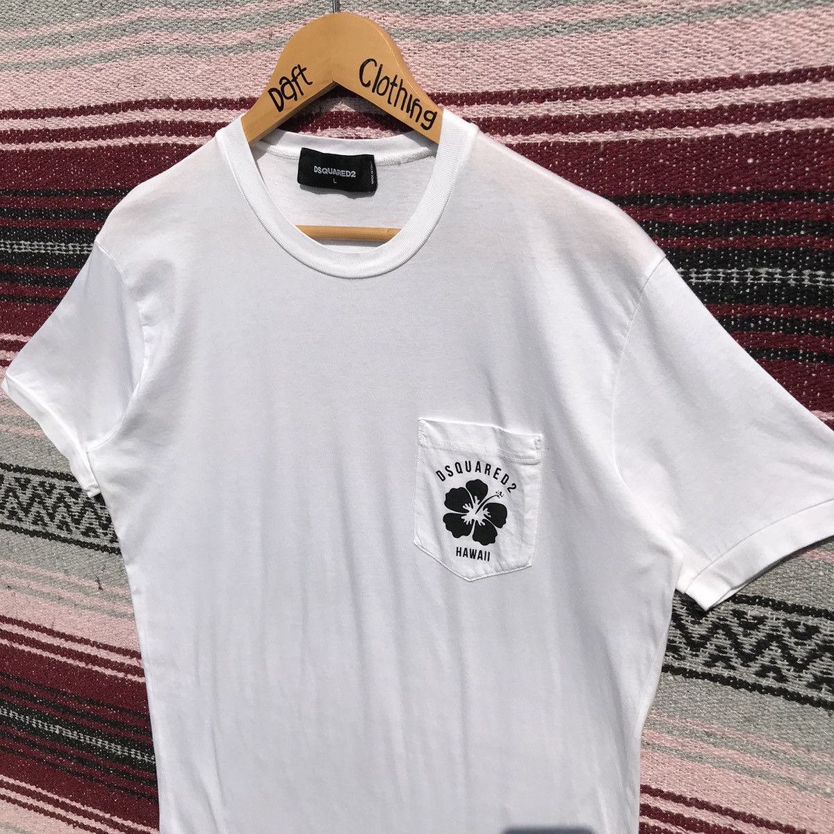Dsquared2 Dsquared2 Hawaii Pocket Tee Vintage Dsquared2 Italy Size US M / EU 48-50 / 2 - 6 Thumbnail