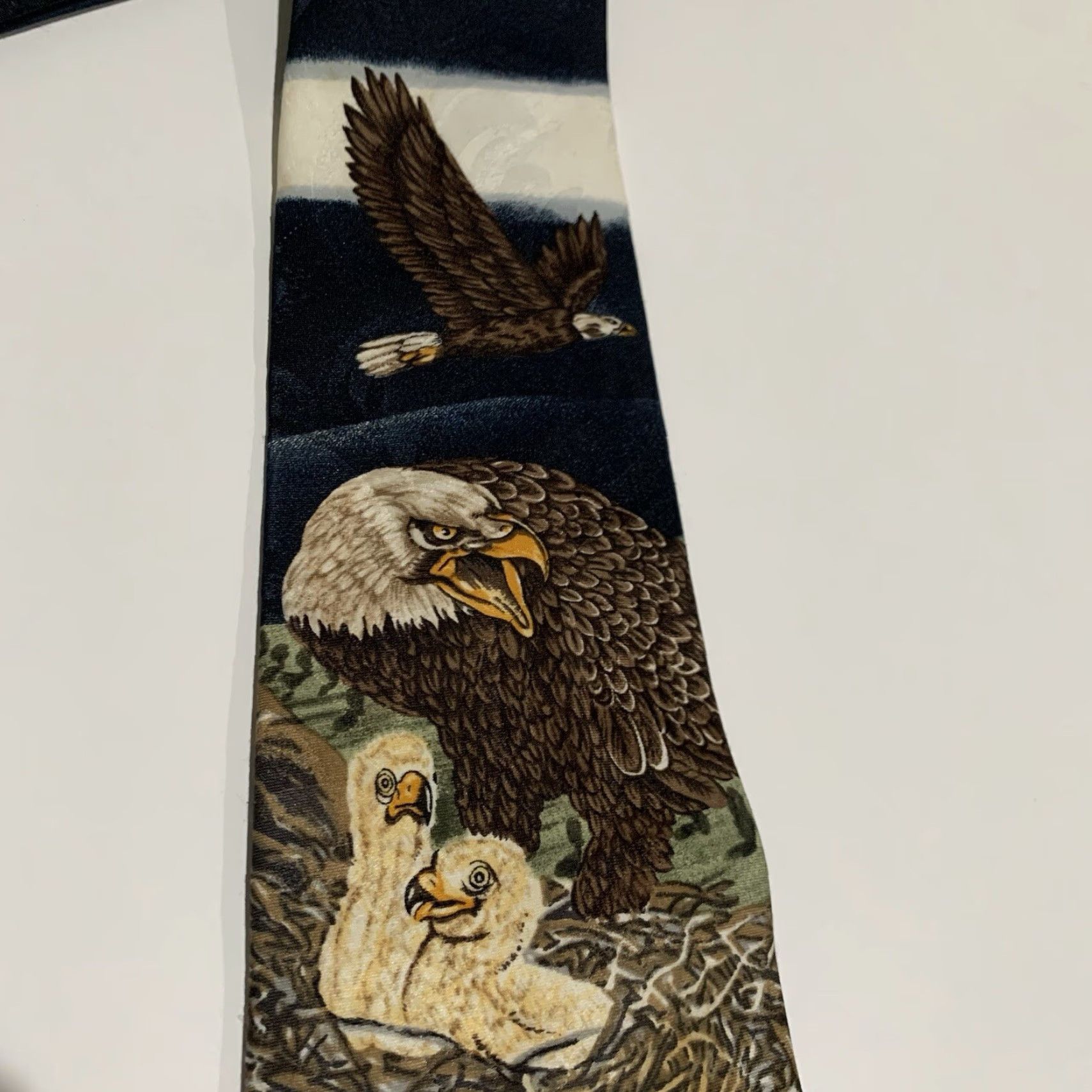 Vintage VINTAGE Bald Eagle Mens Tie 1995 Marc Dennis Master Of The Sky Birds Nest Patriotic USA Size ONE SIZE - 6 Thumbnail