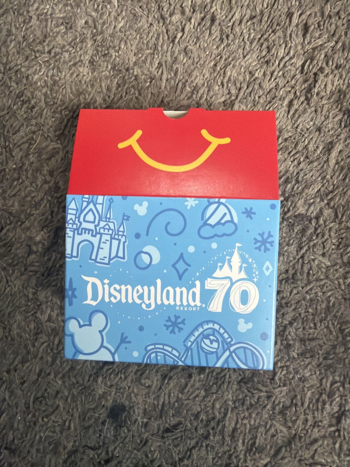 Disney 2025 McDonald’s Disneyland Resort Figures Size ONE SIZE - 6 Thumbnail