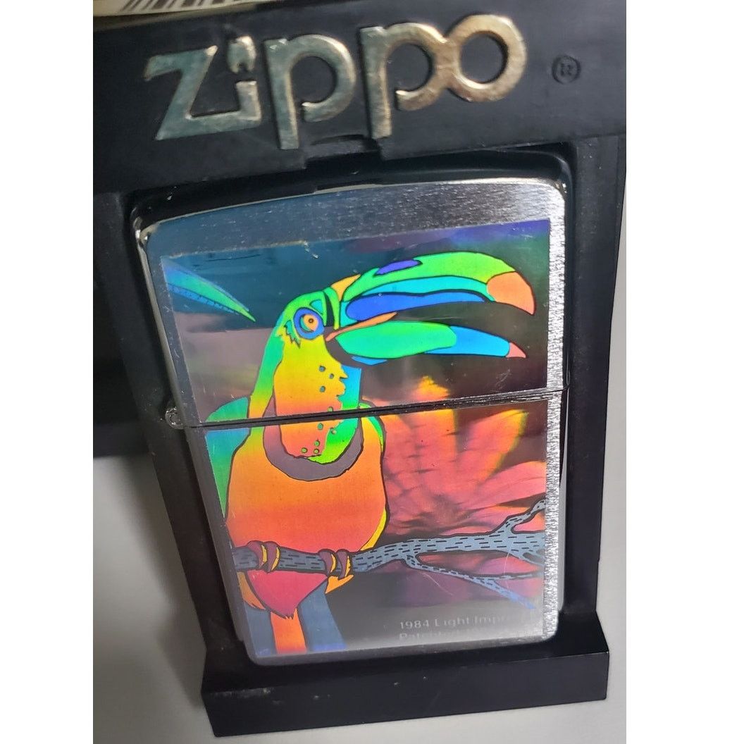 Zippo RARE Vintage Zippo – Holographic Toucan –Brushed Chrome 1994 Size ONE SIZE - 1 Thumbnail
