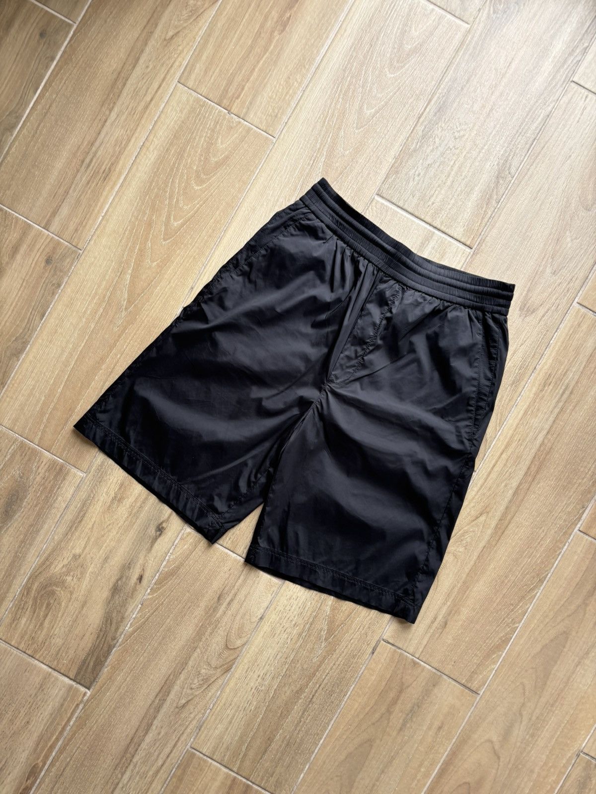 Neil Barrett Neil Barrett Nylon Shorts Size US 30 / EU 46 - 1 Thumbnail