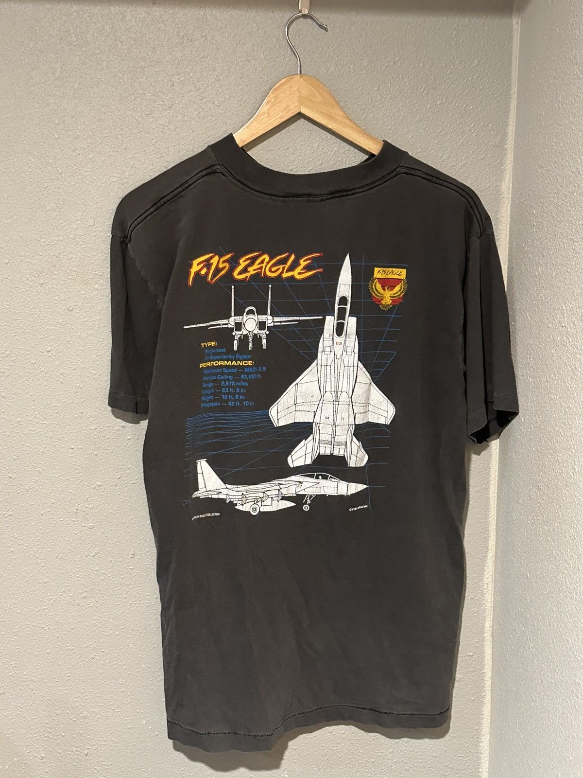 Vintage Vintage F15 Eagle Jet T Shirt Sz Large Mens Faded Black Size US L / EU 52-54 / 3 - 2 Thumbnail