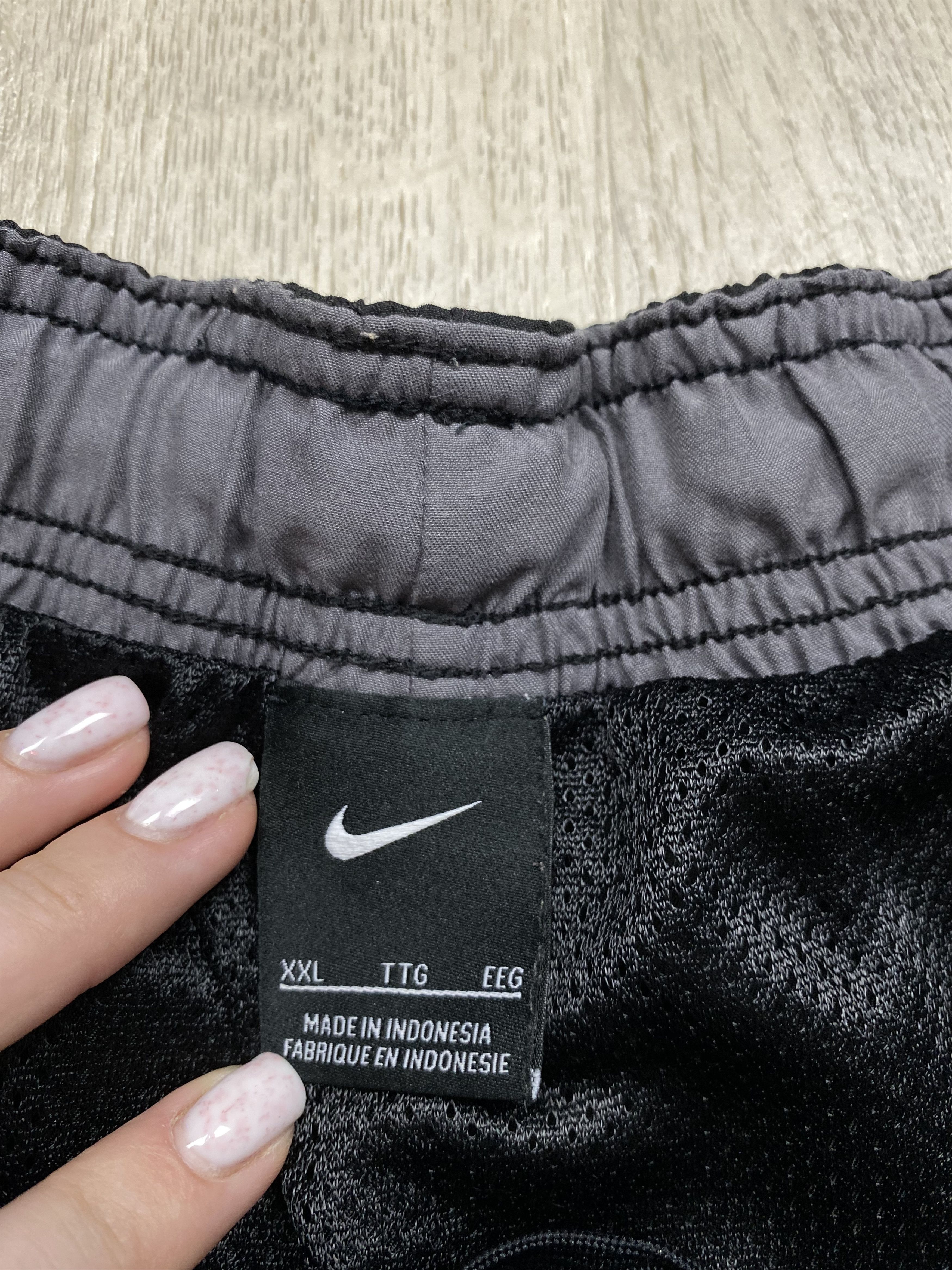 Nike Vintage Nike Mens Nylon Shorts Y2K Size US 38 / EU 54 - 4 Thumbnail
