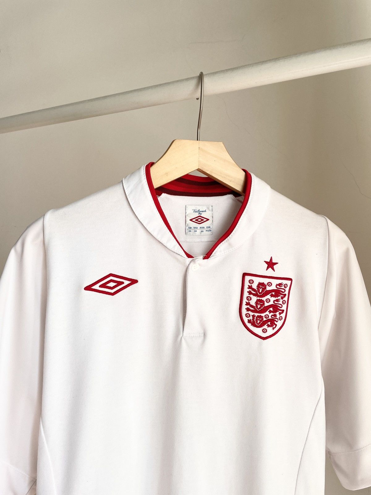 Umbro VINTAGE 🐦‍🔥 Umbro x England Football Team Polo jersey Tee Size US M / EU 48-50 / 2 - 4 Thumbnail