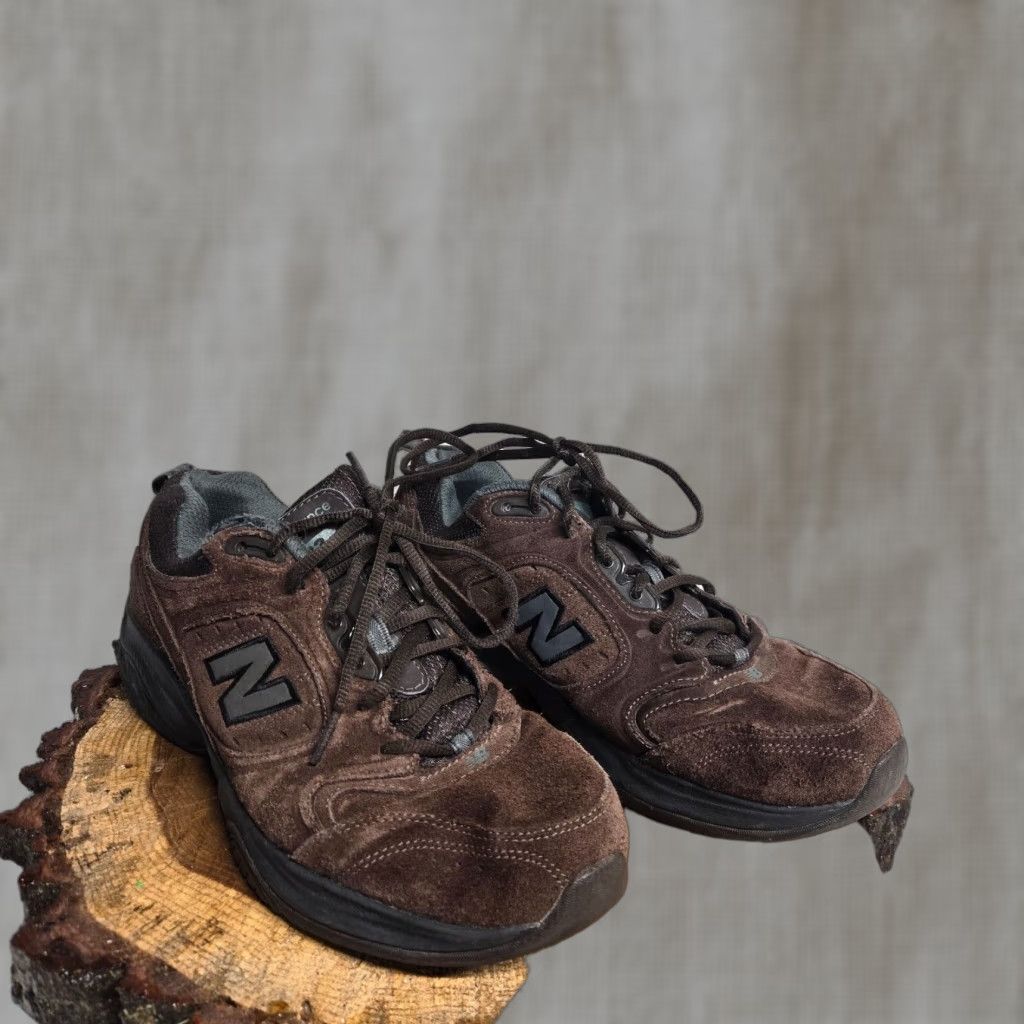 New Balance Vintage New Balance 623 Cross Training Sneakers Men’s Size 10 Brown Suede Athletic Size US 10 / EU 43 - 1 Thumbnail