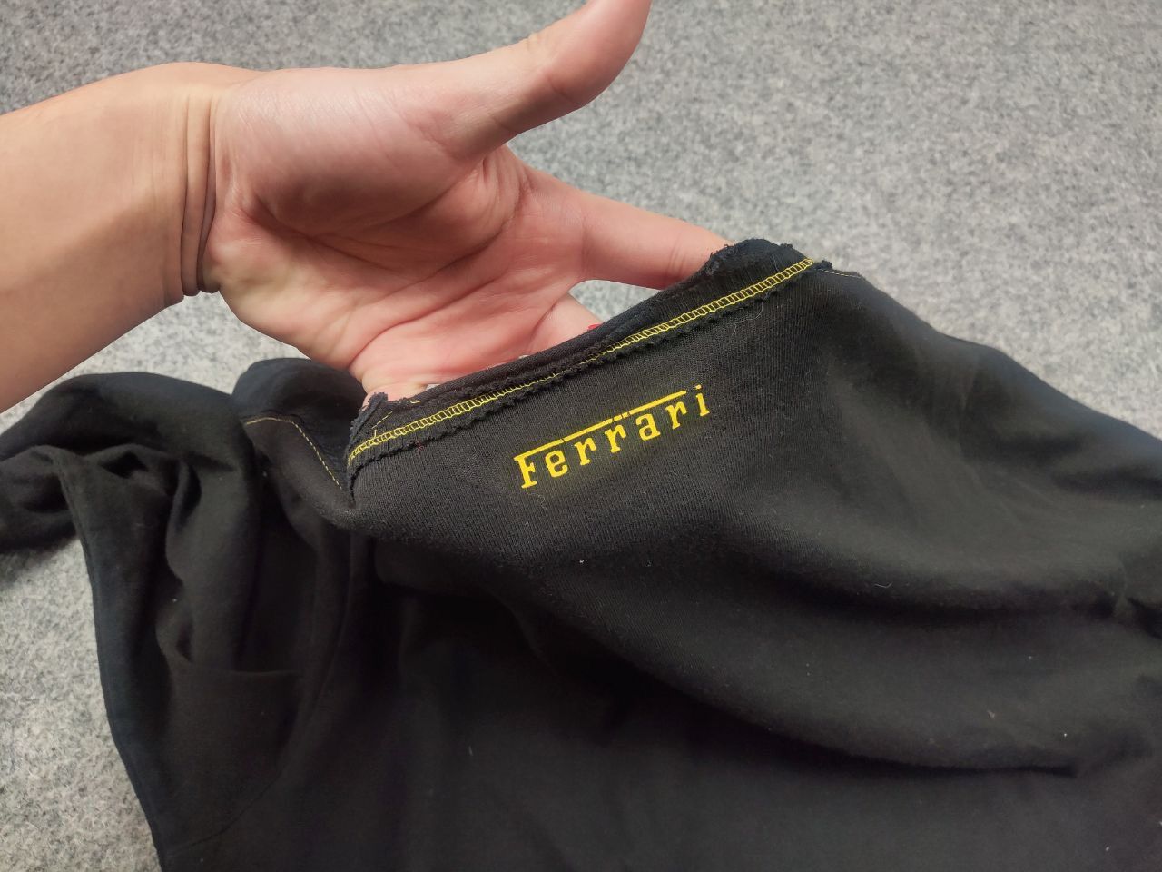 Ferrari × Puma Puma Ferrari Logo Long sleeve Shirt Pullover Vintage Style Size US M / EU 48-50 / 2 - 13 Thumbnail