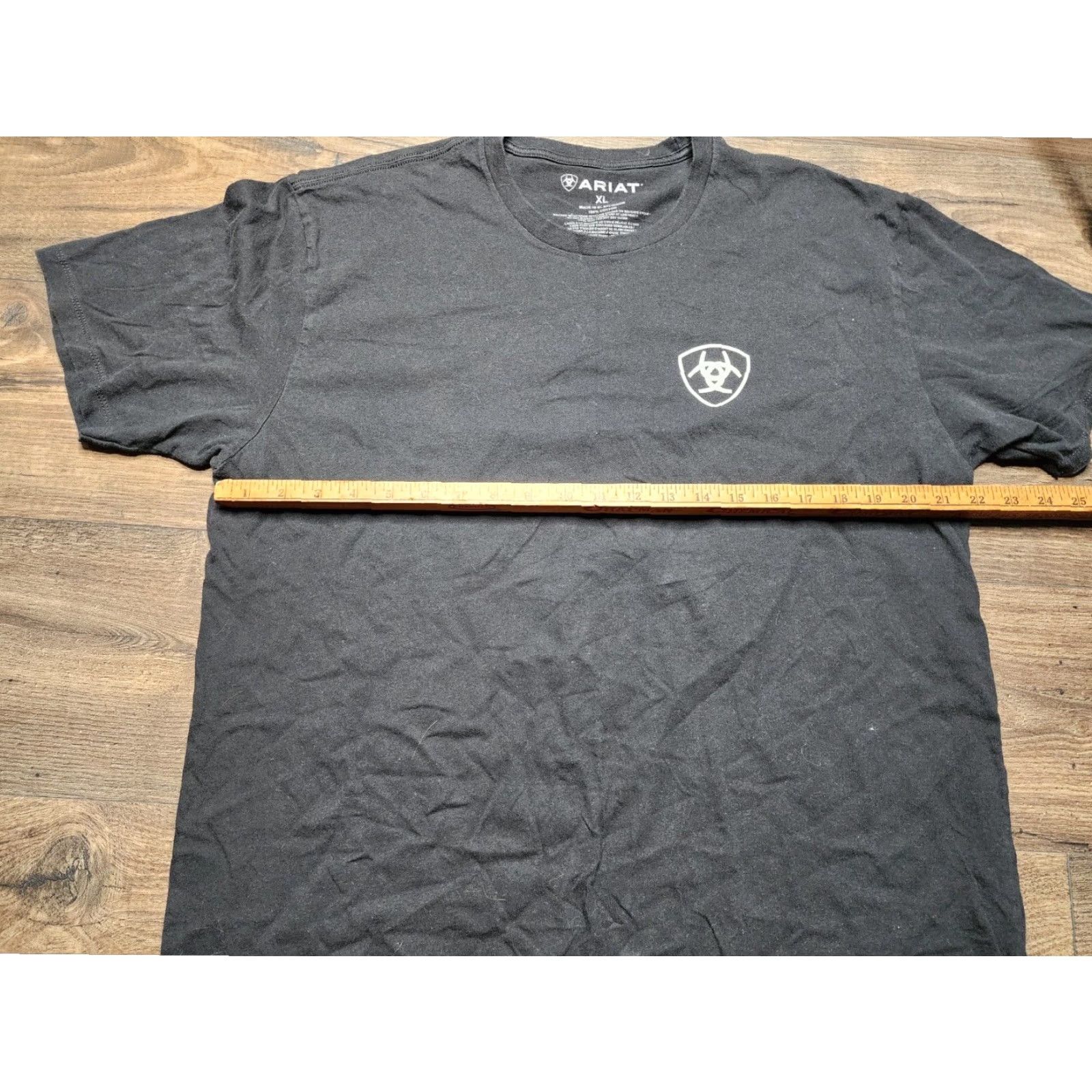 Ariat Ariat Men's XL Black Flag Graphic T-Shirt with Buckle Accent Size US XL / EU 56 / 4 - 2 Thumbnail