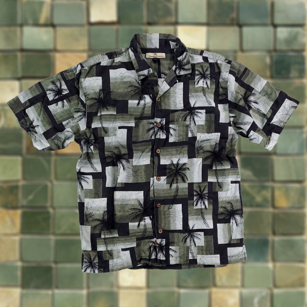 Tommy Bahama Tommy Bahama Hawaiian Button-Up Shirt Silk Short Sleeve Black Green Mens M Size US M / EU 48-50 / 2 - 1 Thumbnail