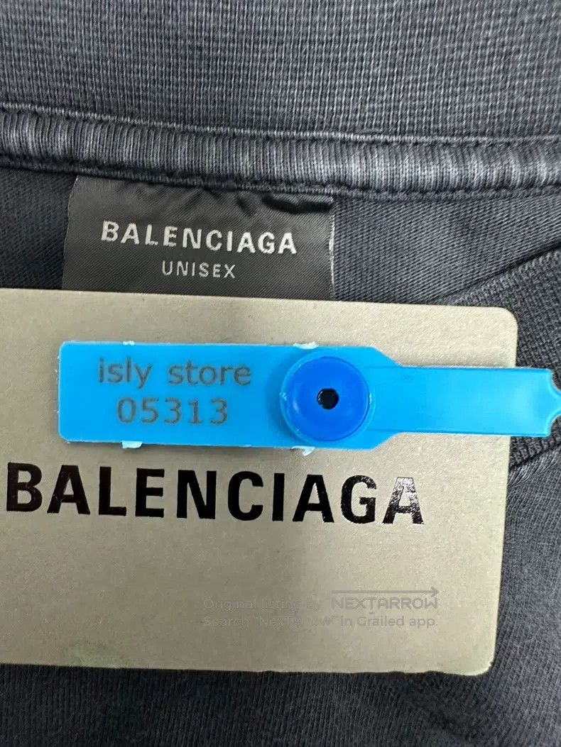 Balenciaga Balenciaga Classic Back Graffiti Letter T-Shirt Size US L / EU 52-54 / 3 - 4 Thumbnail