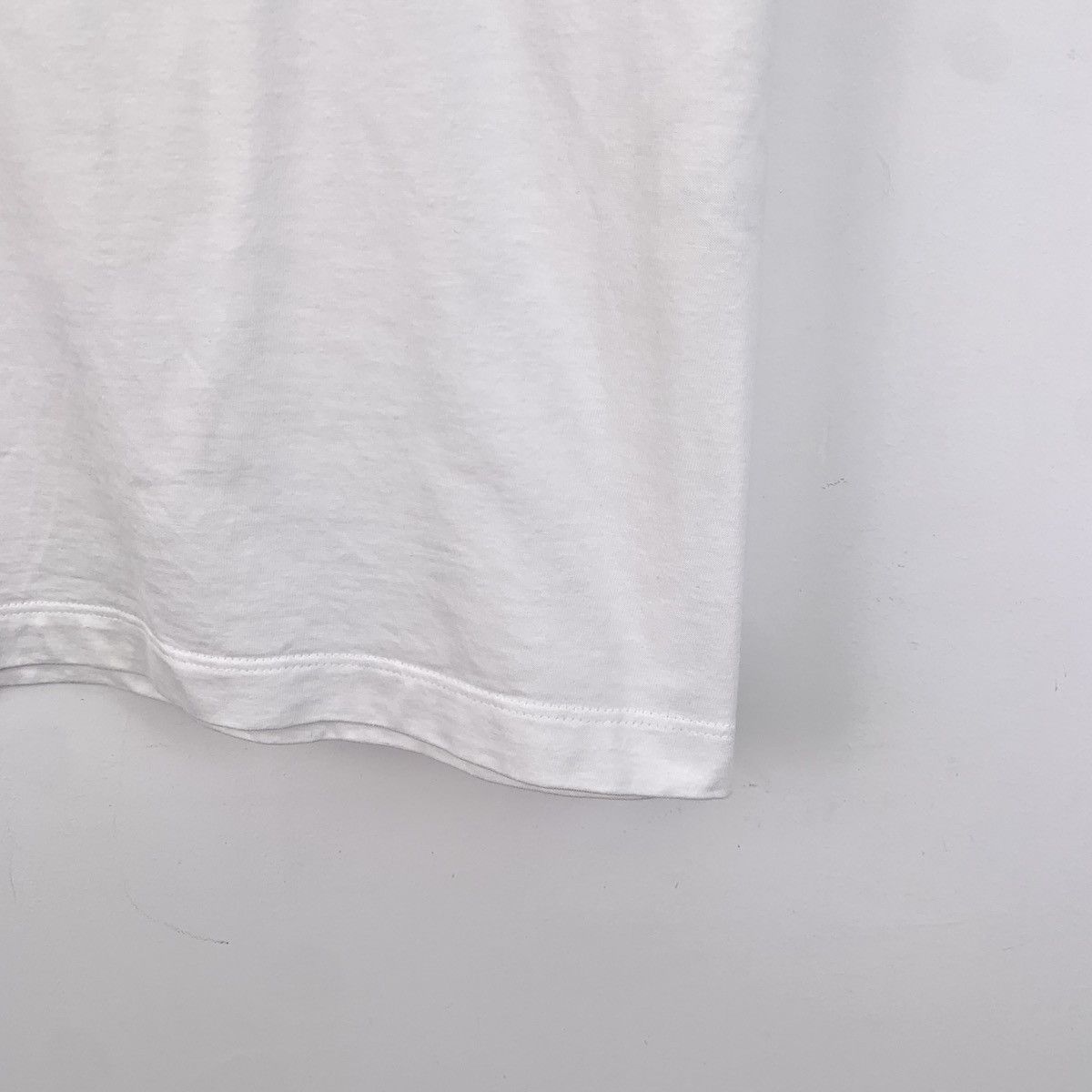 Louis Vuitton Louis Vuitton Letter Print Chain Short Sleeve T-shirt K26WX Size S / US 4 / IT 40 - 5 Thumbnail