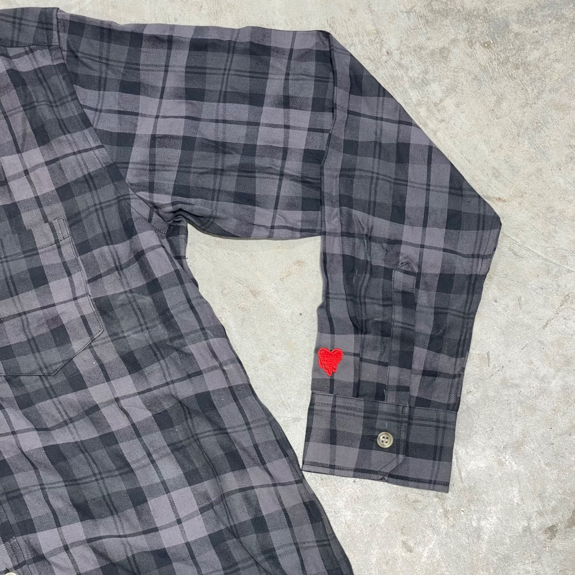 Emotionally Unavailable NEW EMOTIONALLY UNAVAILABLE PLAID HOODIE SZ MEDIUM Size US M / EU 48-50 / 2 - 3 Thumbnail