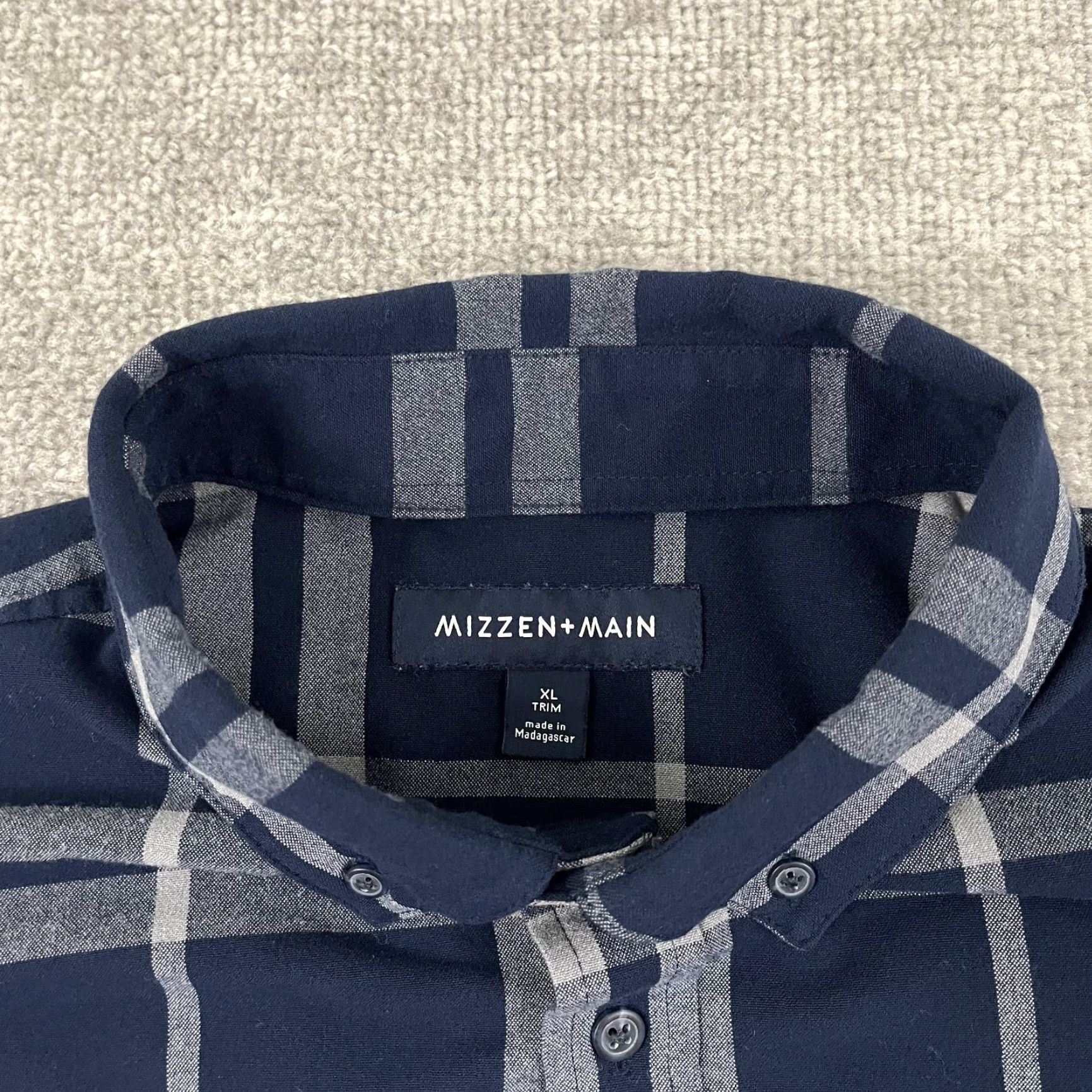 Mizzen+Main MIZZEN + MAIN Shirt Mens XL Trim Fit Blue Plaid Performance Button Down Stretch Dress Shirt Size US XL / EU 56 / 4 - 2 Thumbnail
