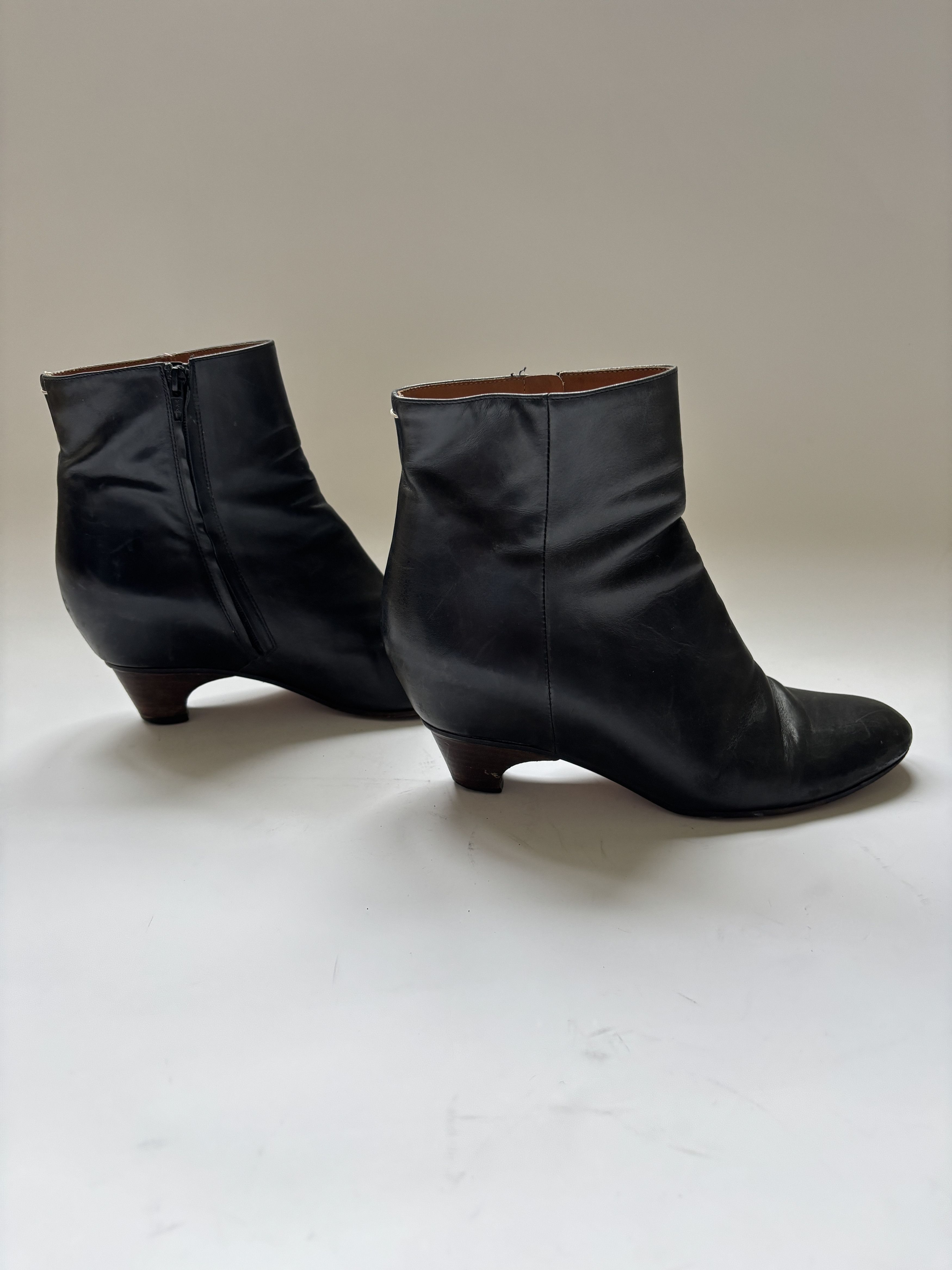 Maison Margiela ⚡️QUICK SALE⚡️Maison Margiela Black Leather Ankle Boots Size US 8 / IT 38 - 6 Thumbnail