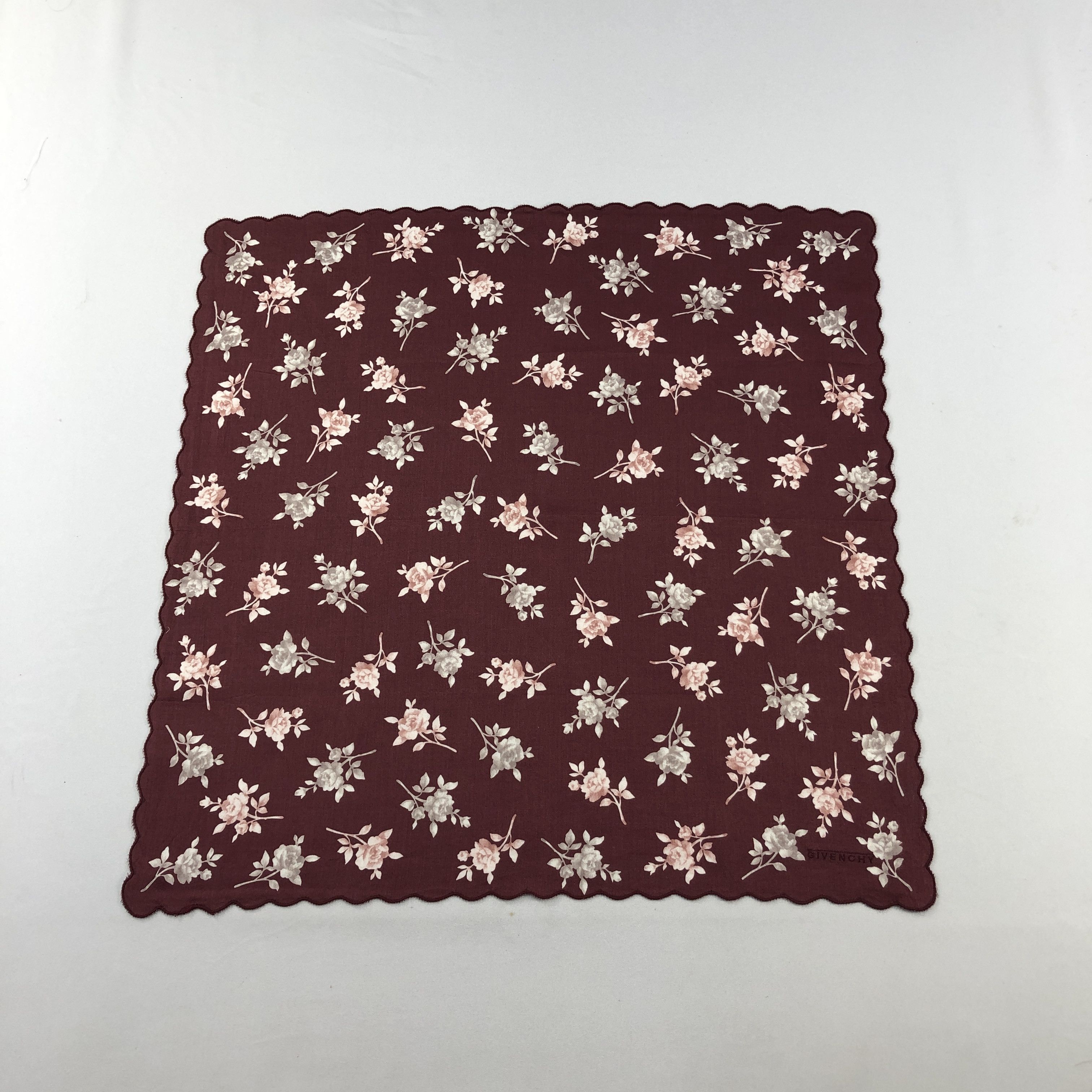 Givenchy Givenchy Handkerchief Neckerchief Bandana H3055 Size ONE SIZE - 1 Thumbnail
