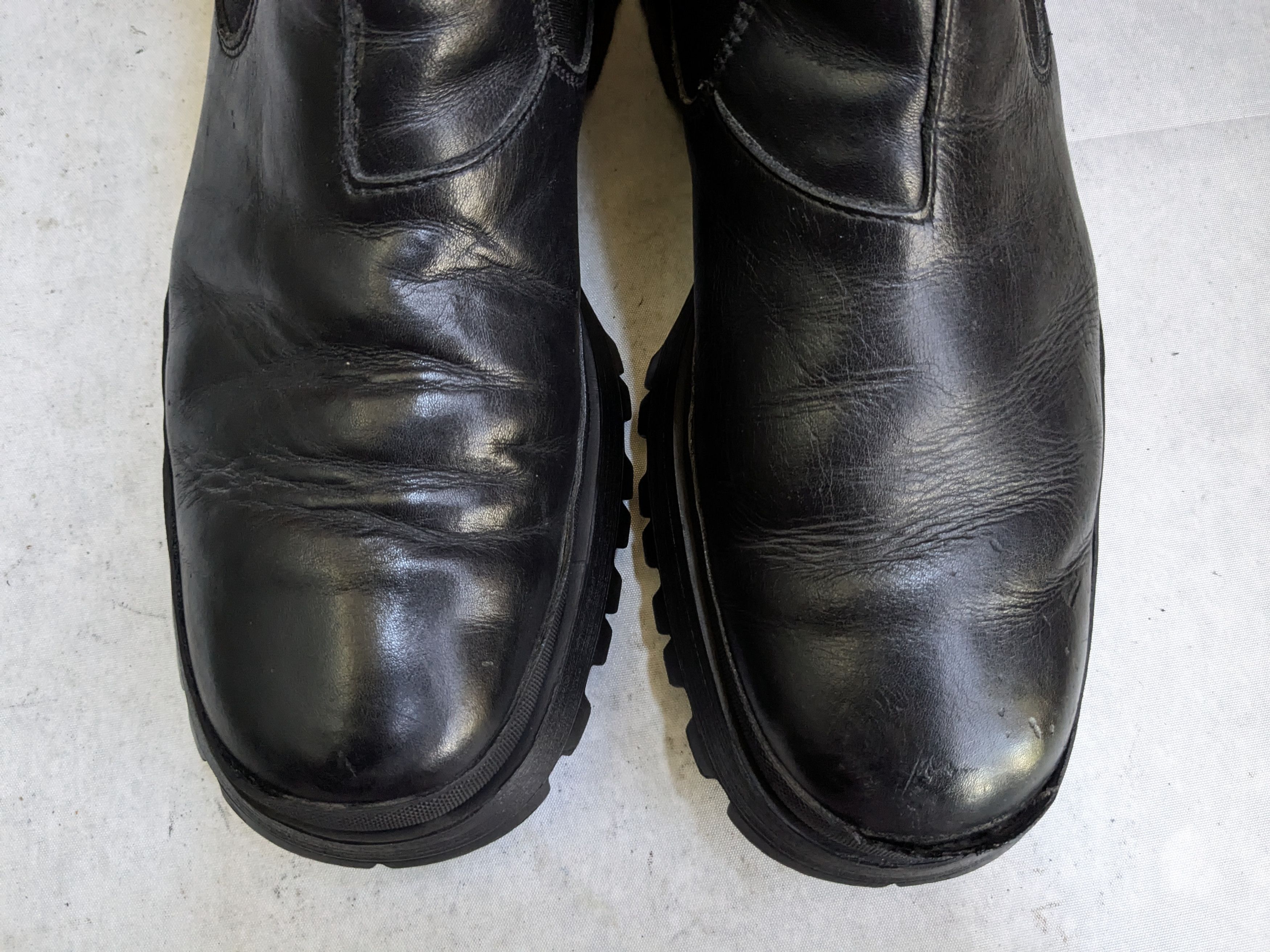 Prada Prada Chelsea Boots Black Leather 10 Y2K Chunky Rubber Size US 10 / EU 43 - 2 Thumbnail
