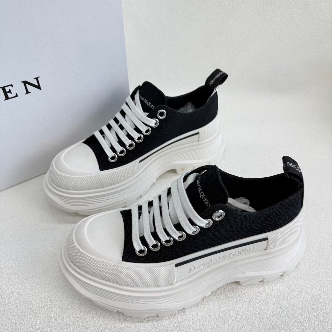 Alexander McQueen Alexander McQueen Black Boots us_6 Women Size US 6 / IT 36 - 1 Thumbnail