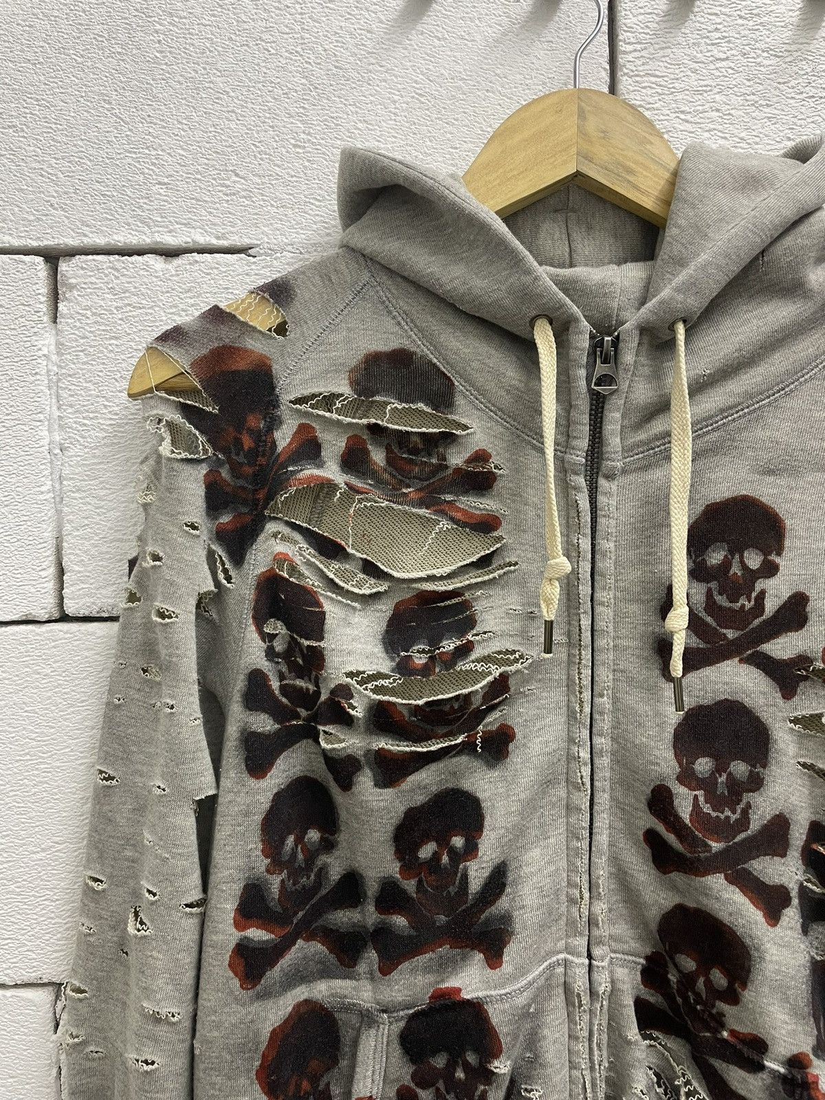 Designer Vintage Johnbull Thrashed Hoodies Distressed ERD Grunge Size US M / EU 48-50 / 2 - 2 Thumbnail