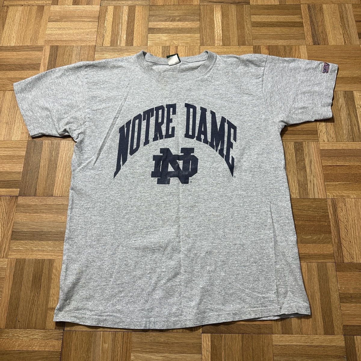 NCAA Vintage Notre Dame Fighting Irish tee Size US L / EU 52-54 / 3 - 1 Thumbnail