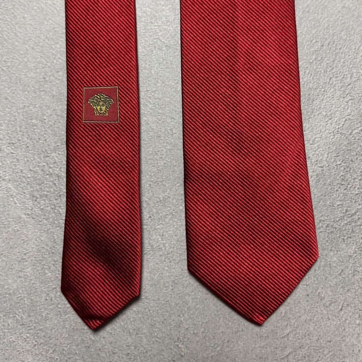 Versace Versace 100% Silk Cravatte Tie Red Small Logo Size ONE SIZE - 3 Thumbnail