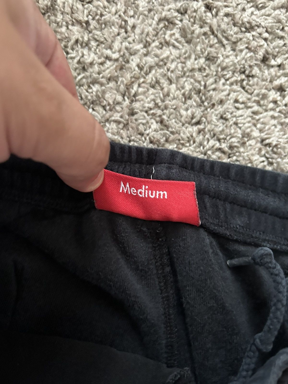 Supreme Black Velour Supreme Sweatpants Size US 32 / EU 48 - 3 Thumbnail