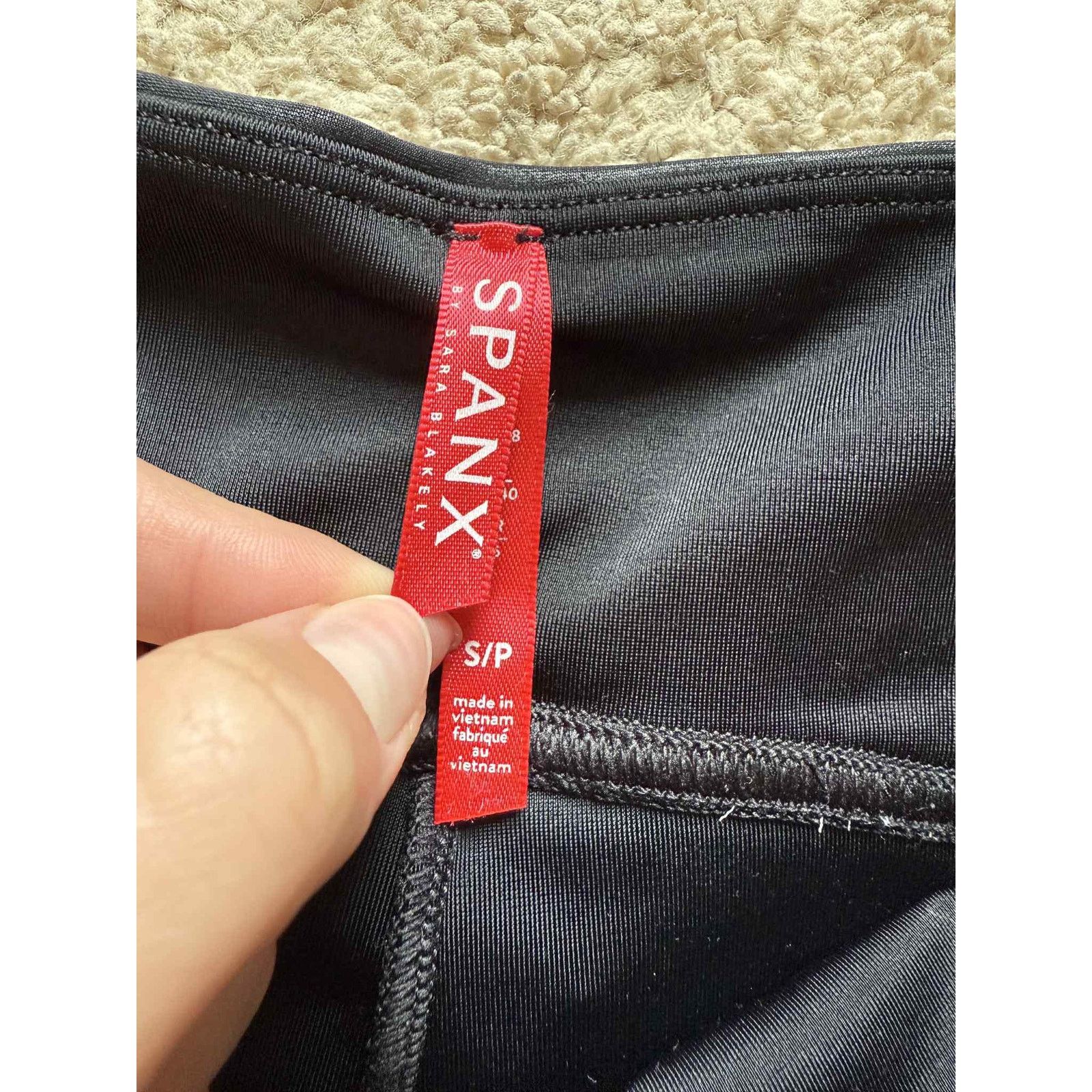 Spanx Spanx Faux Leather Moto Biker Leggings Black Women's Small Size 24" / US 00 / IT 34 - 6 Thumbnail